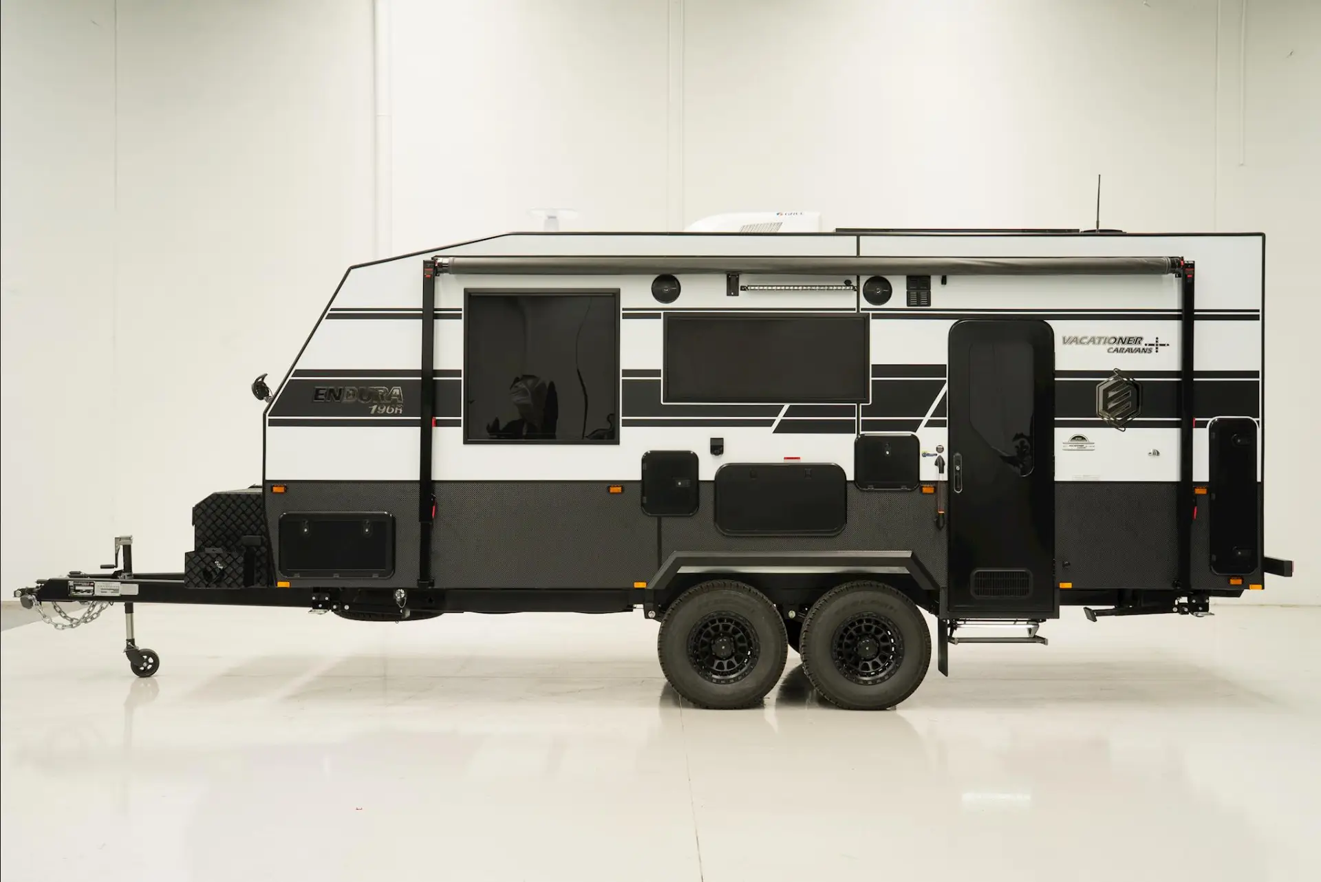 NEW 2026 VACATIONER CARAVANS ENDURA