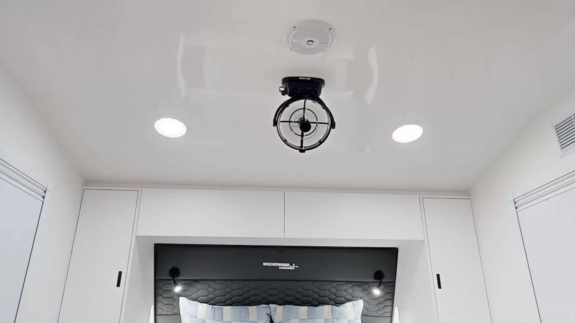 NEW 2026 VACATIONER CARAVANS ENDURA