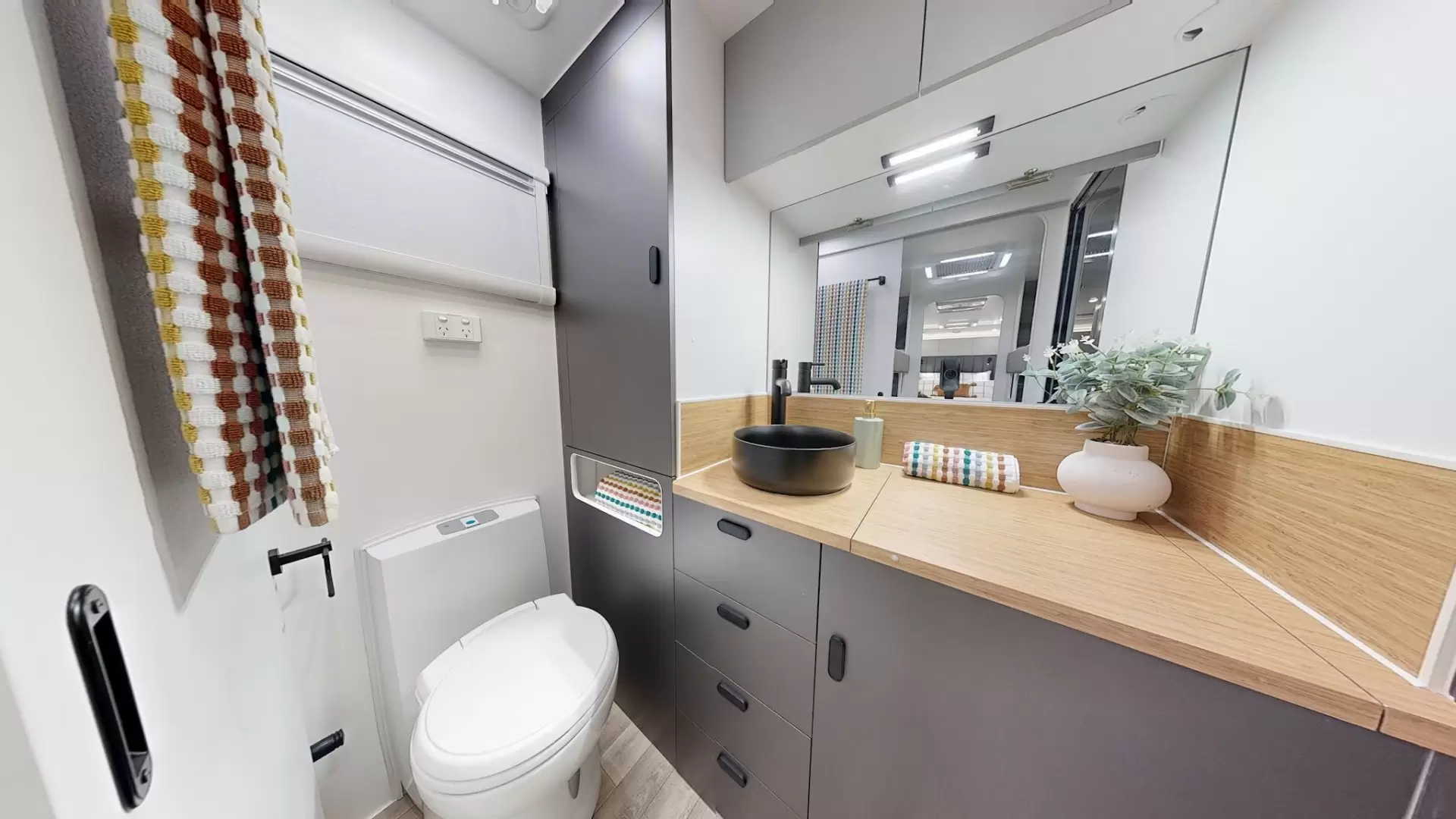 NEW 2026 Radiant Caravans OUTBACK