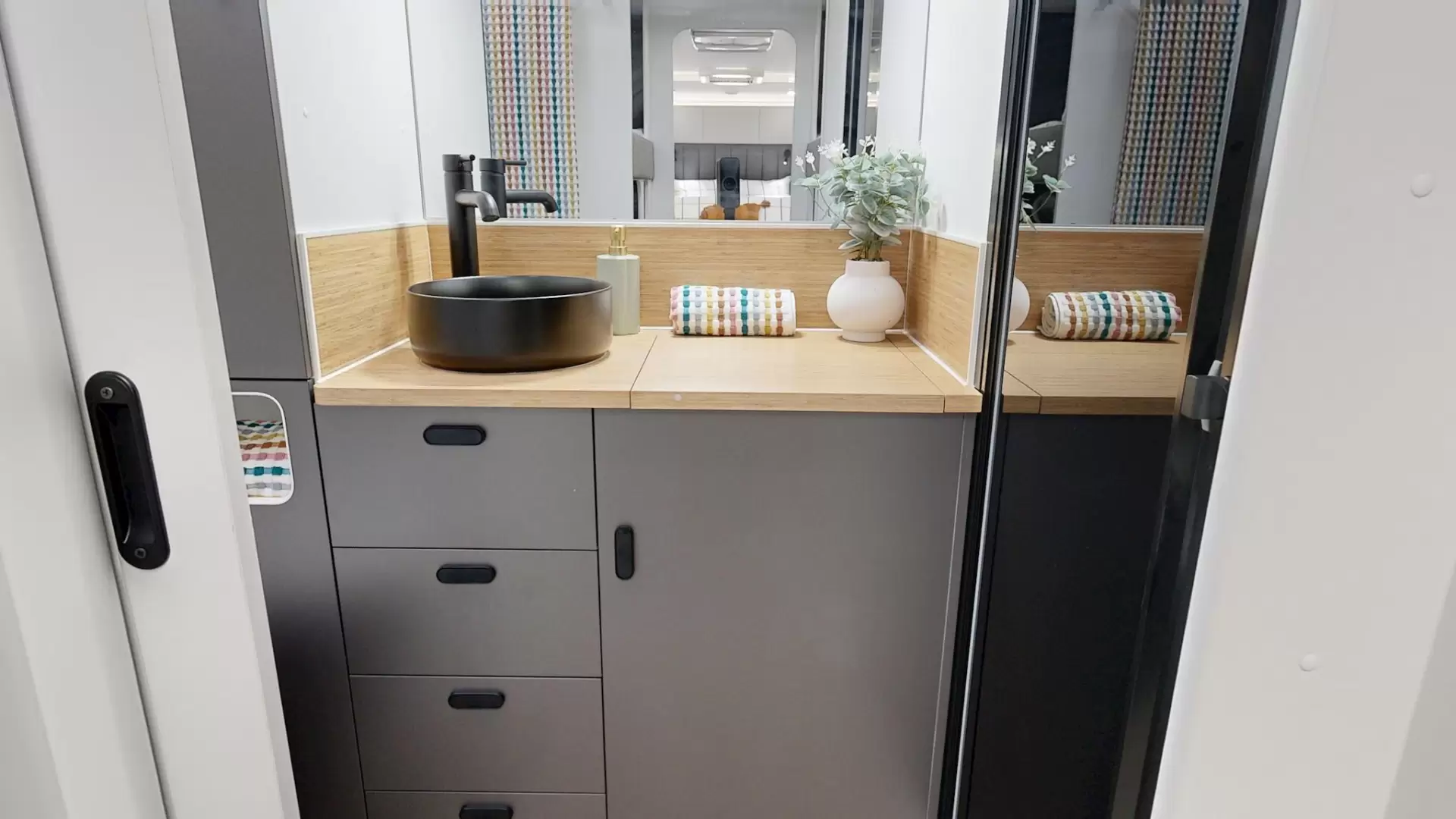 NEW 2026 Radiant Caravans OUTBACK