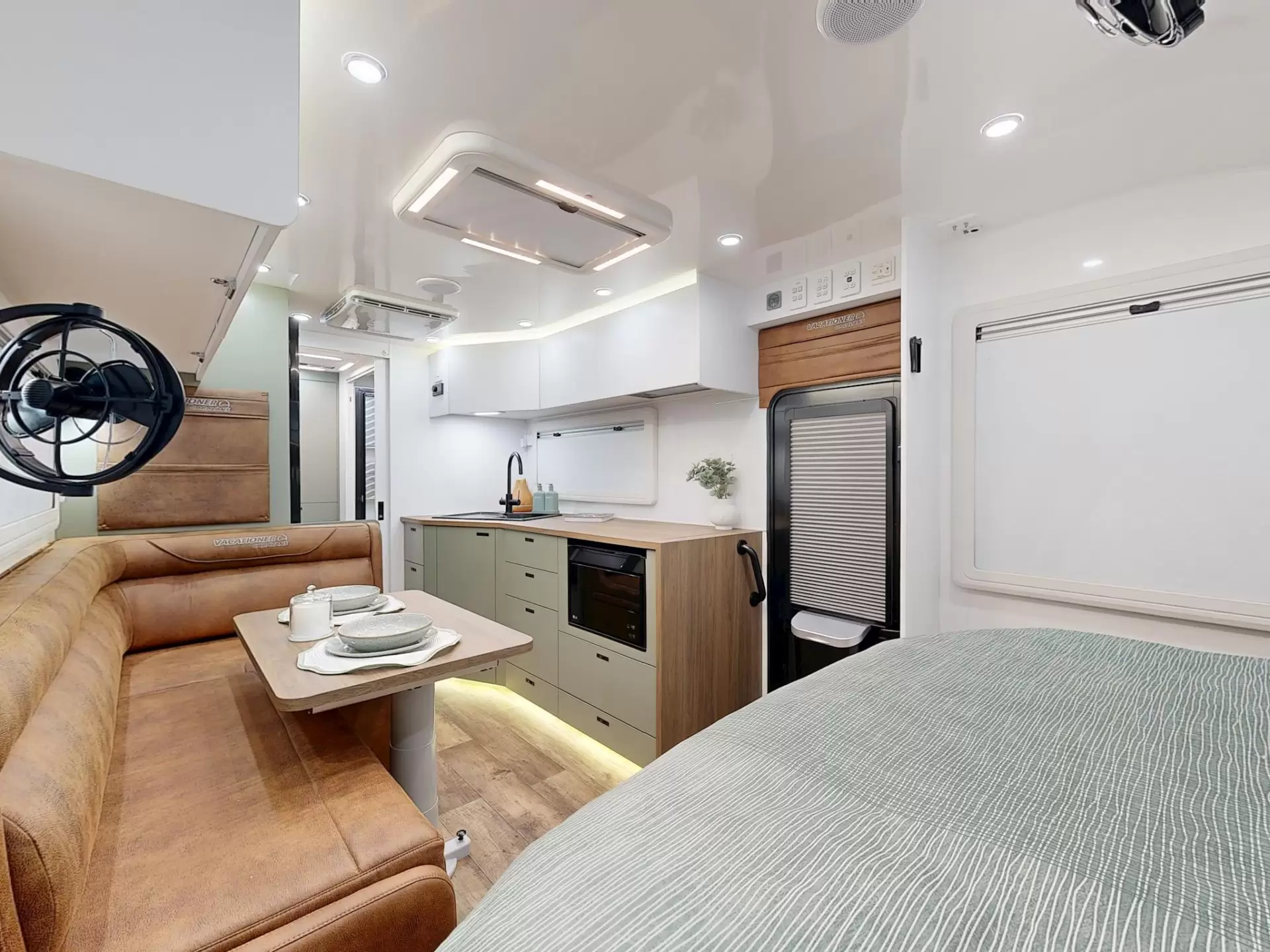 NEW 2025 VACATIONER CARAVANS ROUGH RIDER