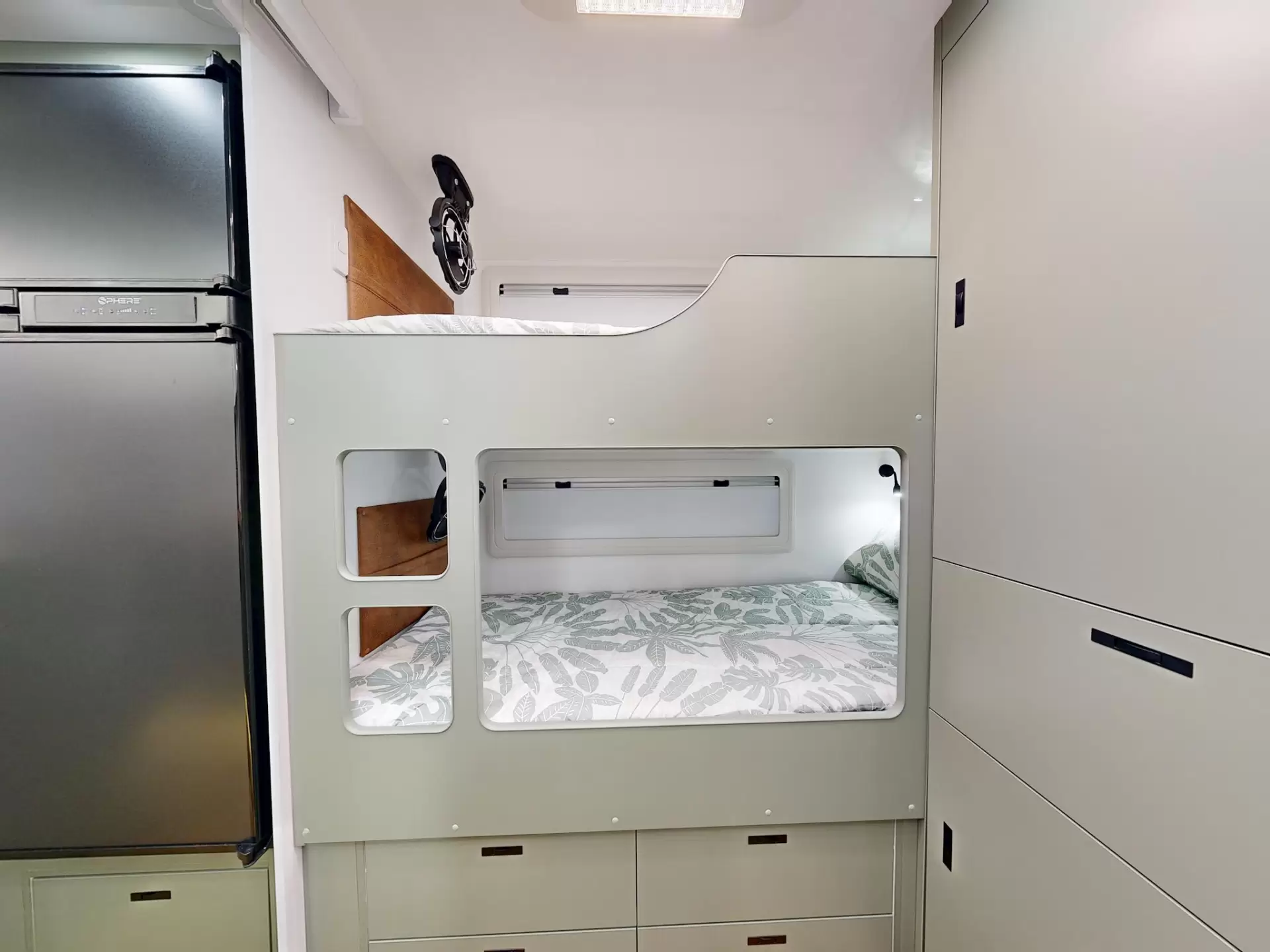 NEW 2025 VACATIONER CARAVANS ROUGH RIDER