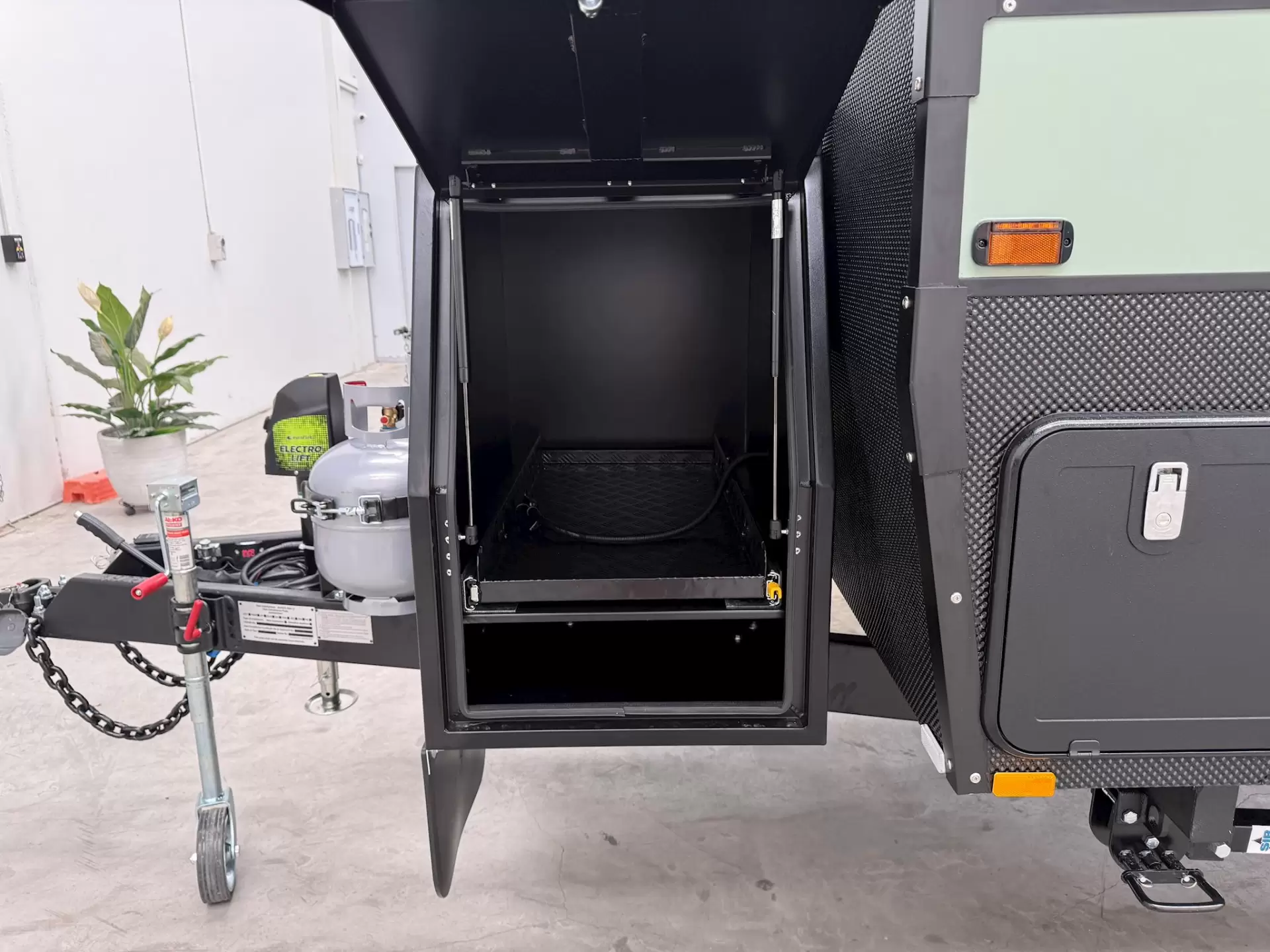 NEW 2025 VACATIONER CARAVANS ROUGH RIDER