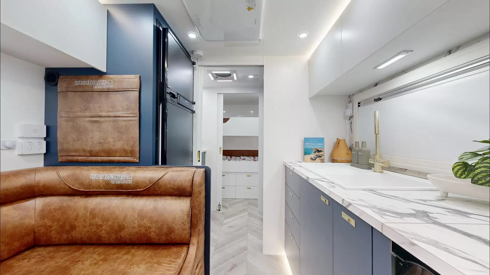 NEW 2025 VACATIONER CARAVANS ROUGH RIDER