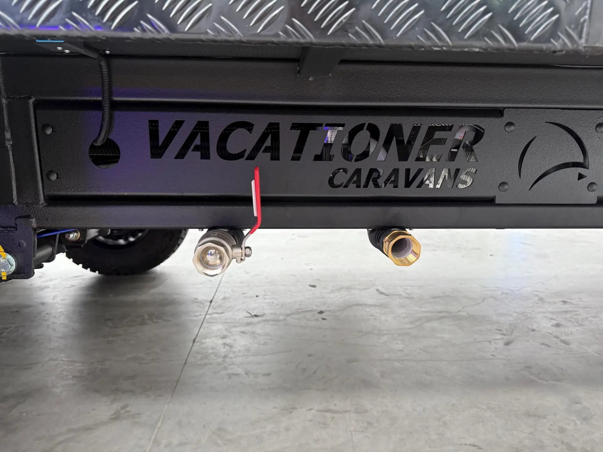 NEW 2025 VACATIONER CARAVANS ROUGH RIDER
