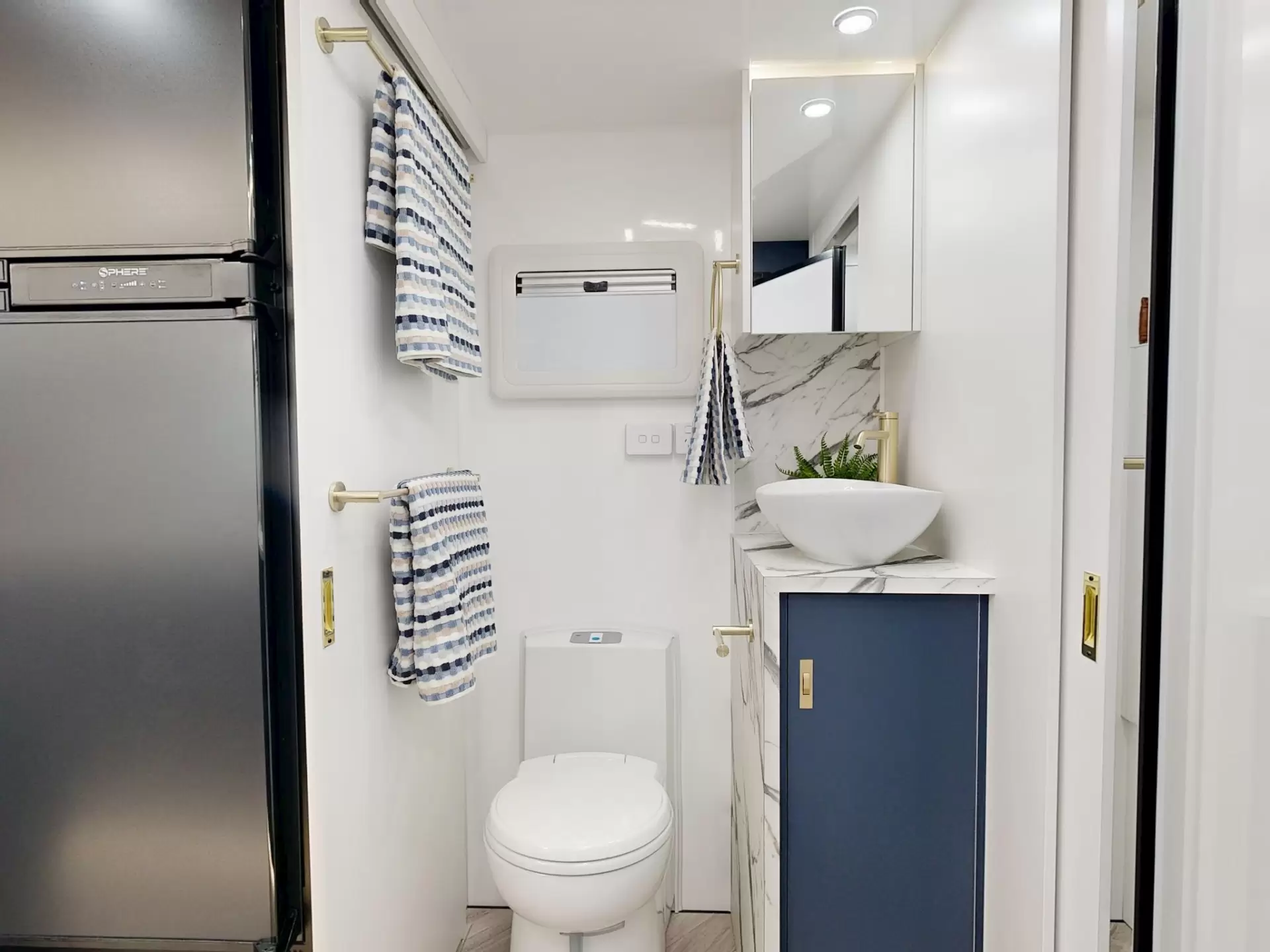 NEW 2025 VACATIONER CARAVANS ROUGH RIDER