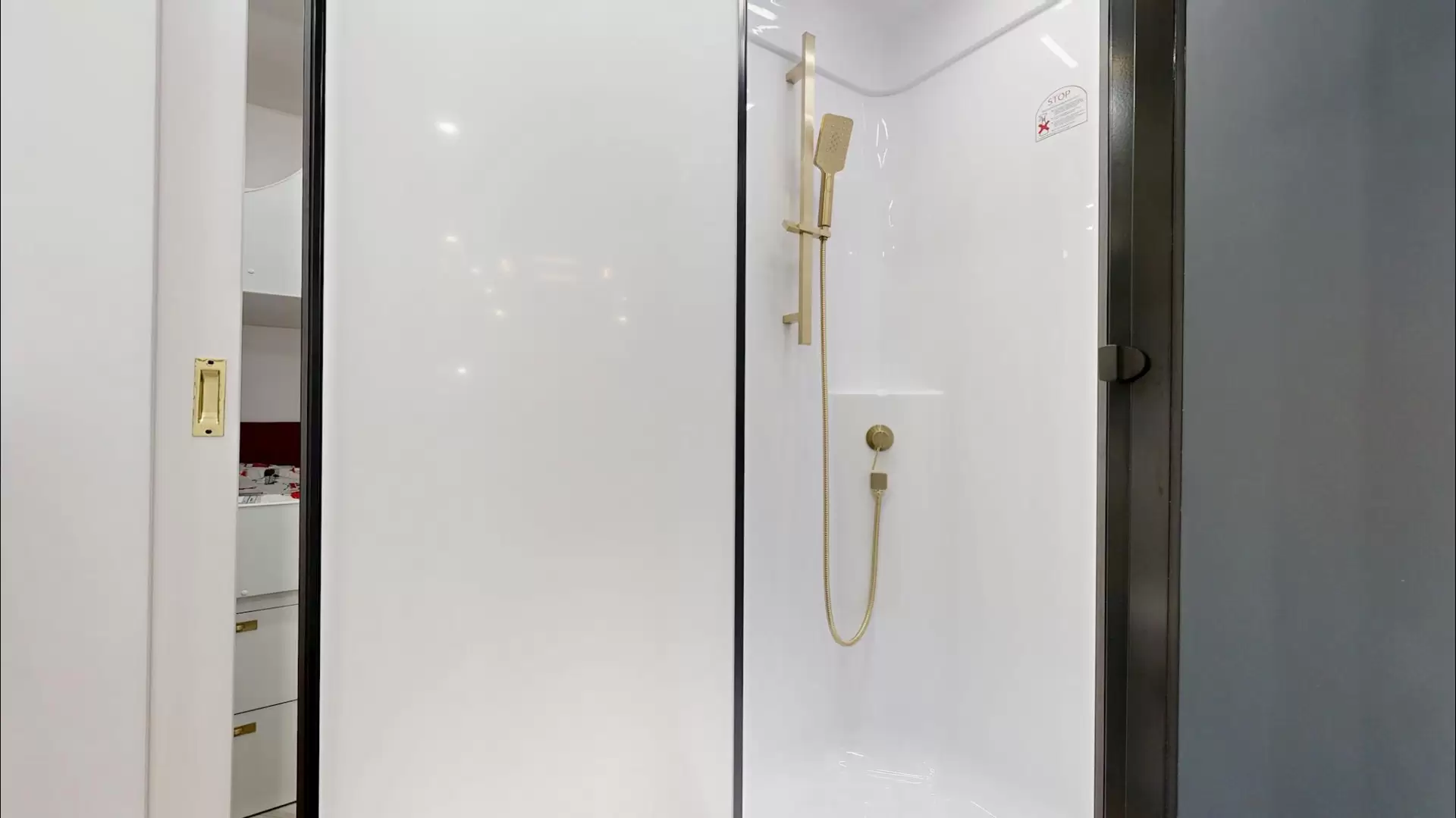 NEW 2025 VACATIONER CARAVANS ROUGH RIDER