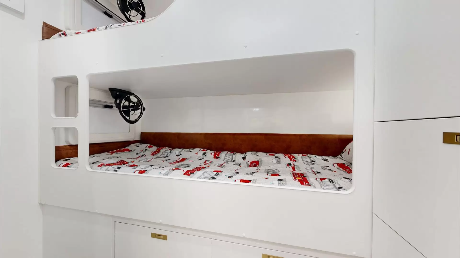 NEW 2025 VACATIONER CARAVANS ROUGH RIDER