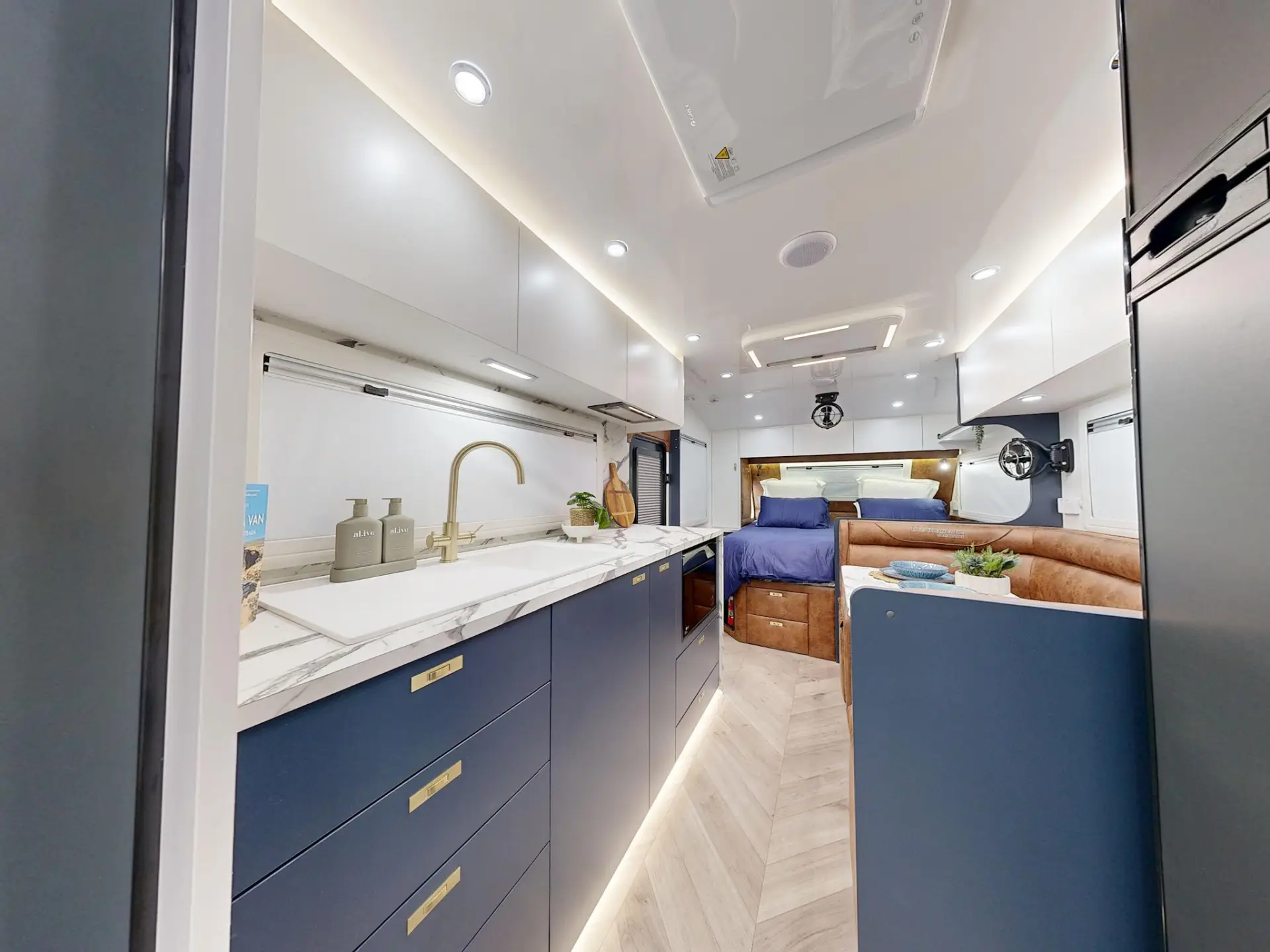 NEW 2025 VACATIONER CARAVANS ROUGH RIDER
