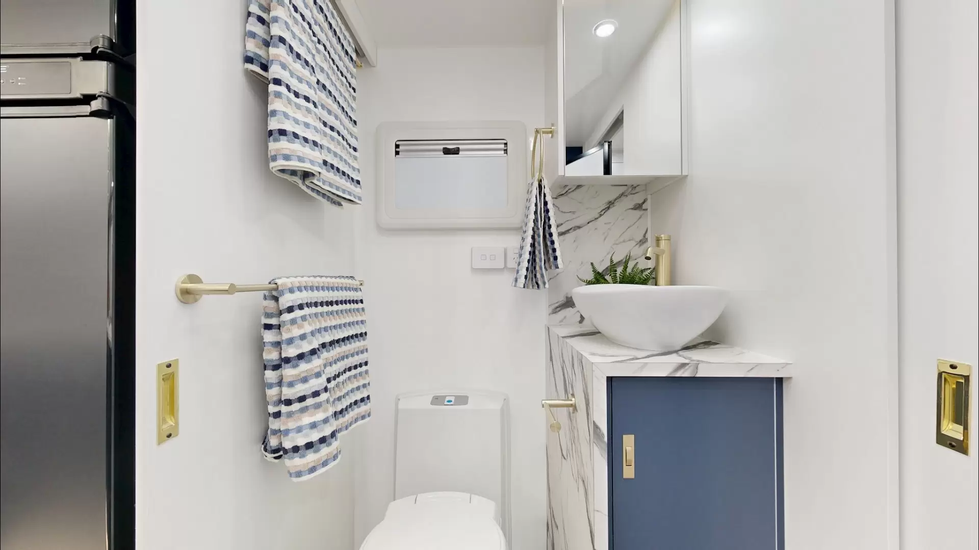 NEW 2025 VACATIONER CARAVANS ROUGH RIDER