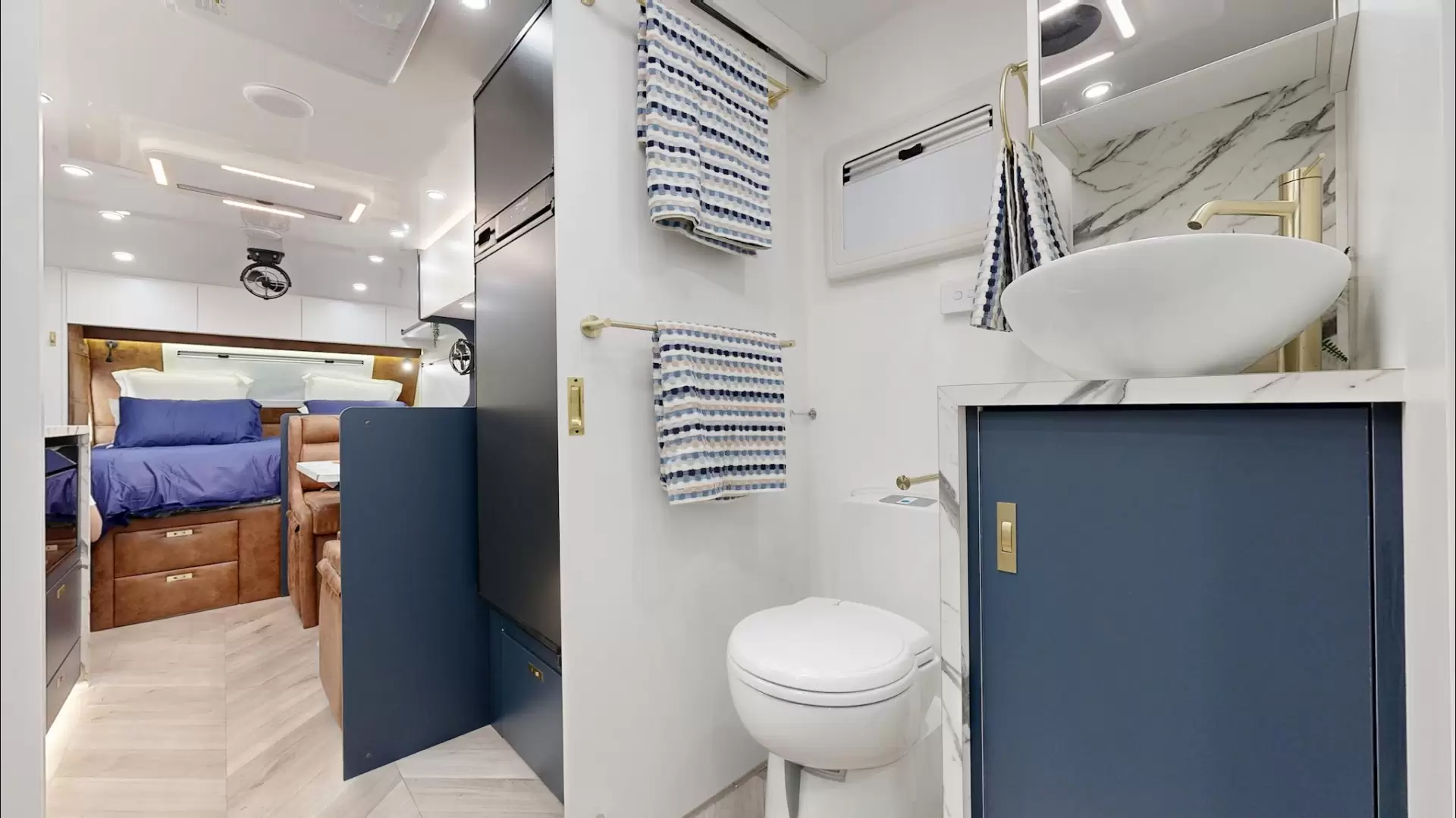 NEW 2025 VACATIONER CARAVANS ROUGH RIDER