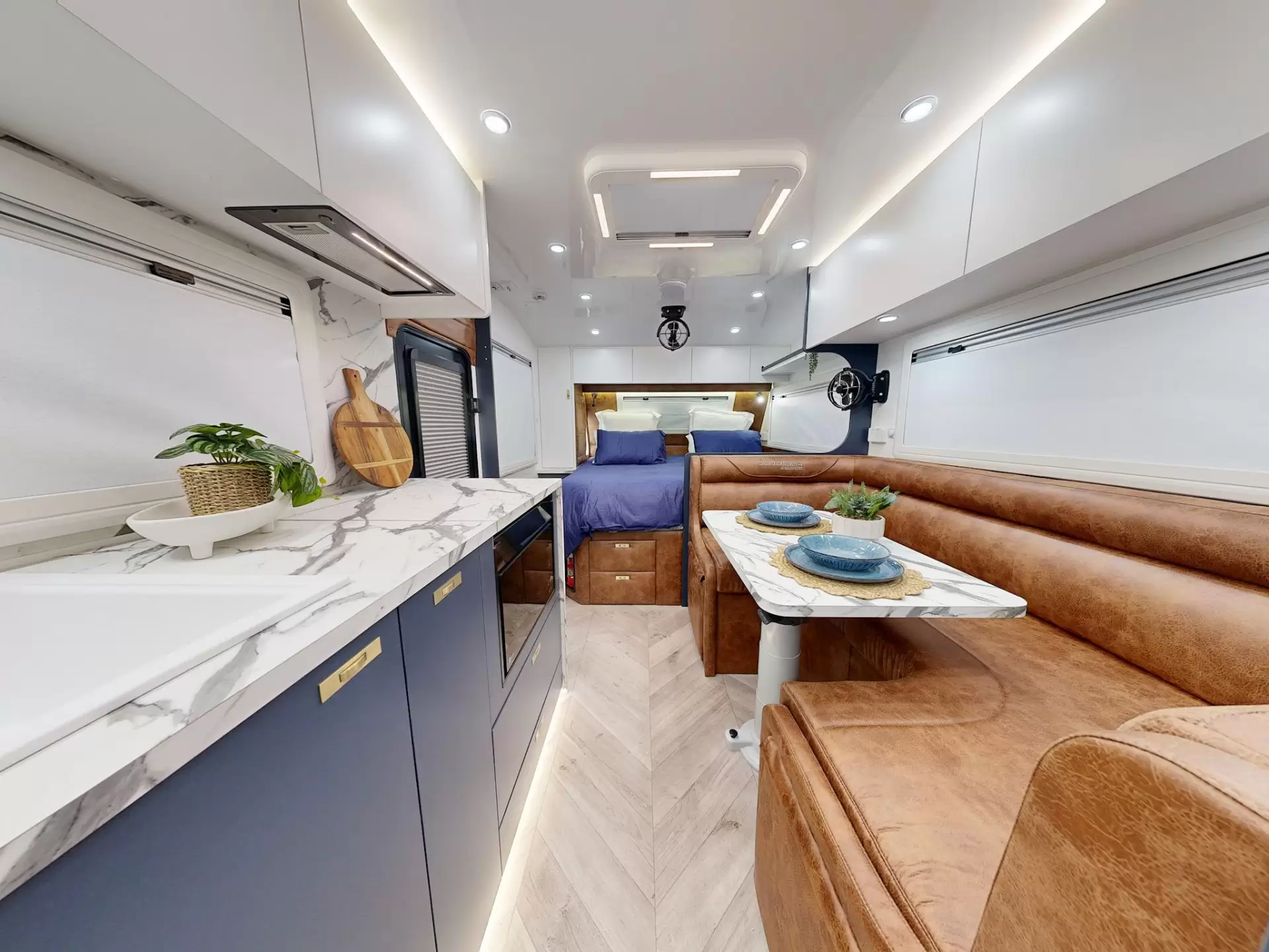 NEW 2025 VACATIONER CARAVANS ROUGH RIDER