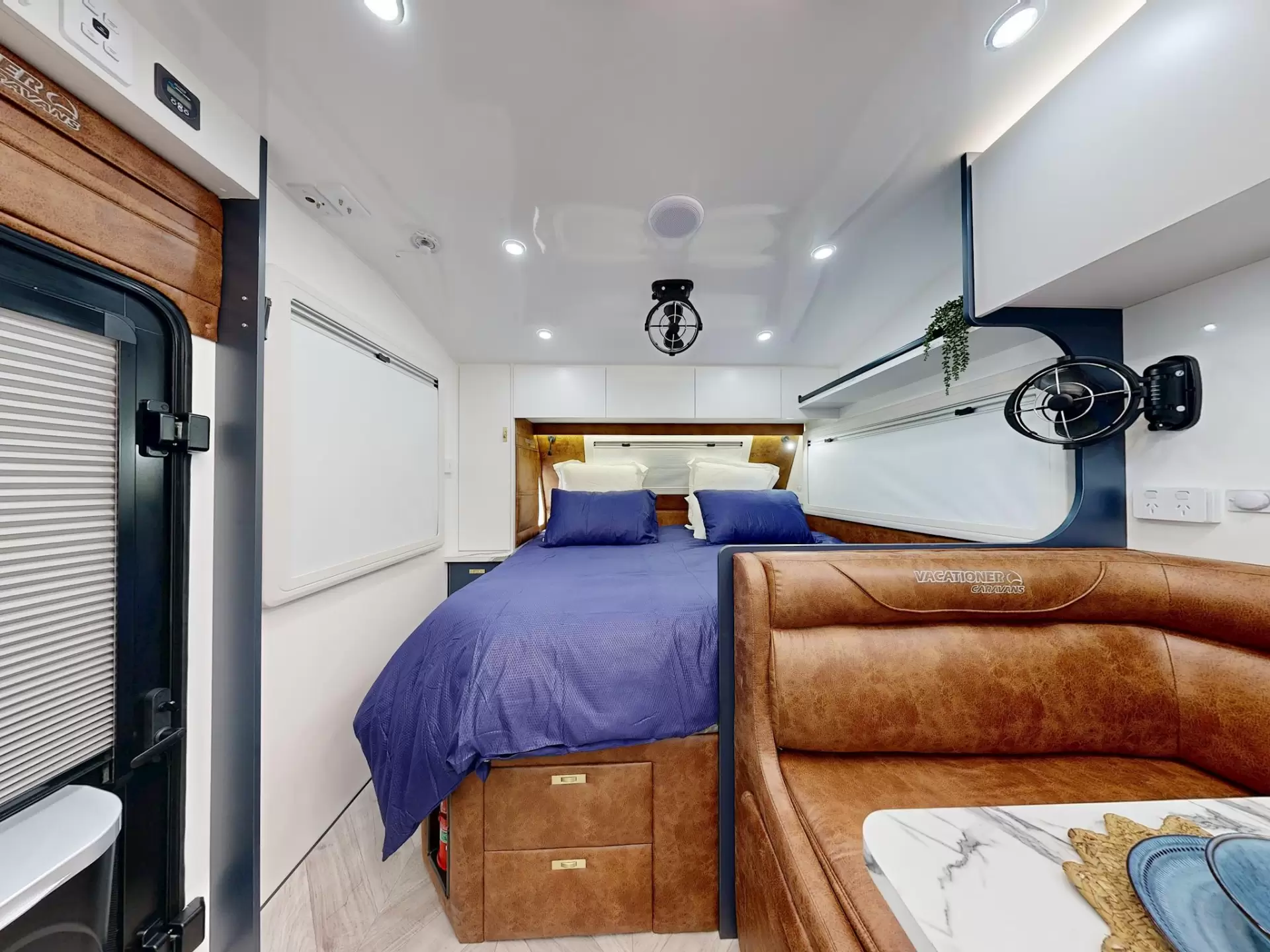 NEW 2025 VACATIONER CARAVANS ROUGH RIDER