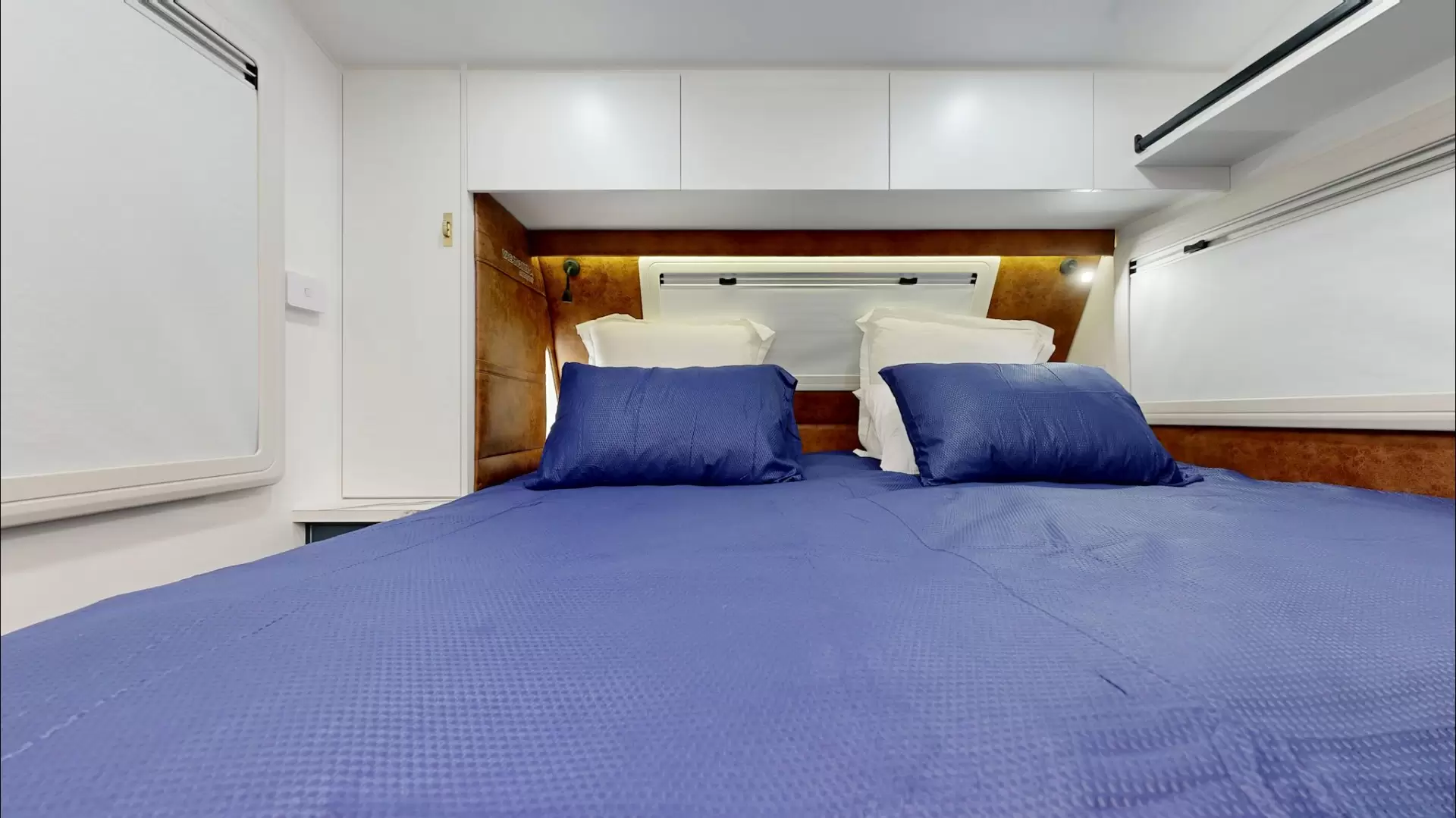 NEW 2025 VACATIONER CARAVANS ROUGH RIDER