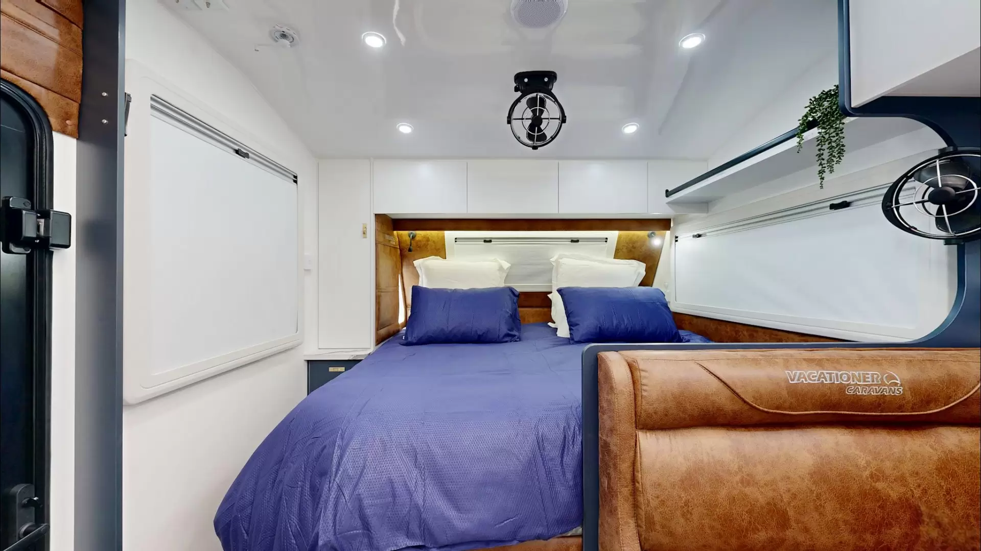 NEW 2025 VACATIONER CARAVANS ROUGH RIDER