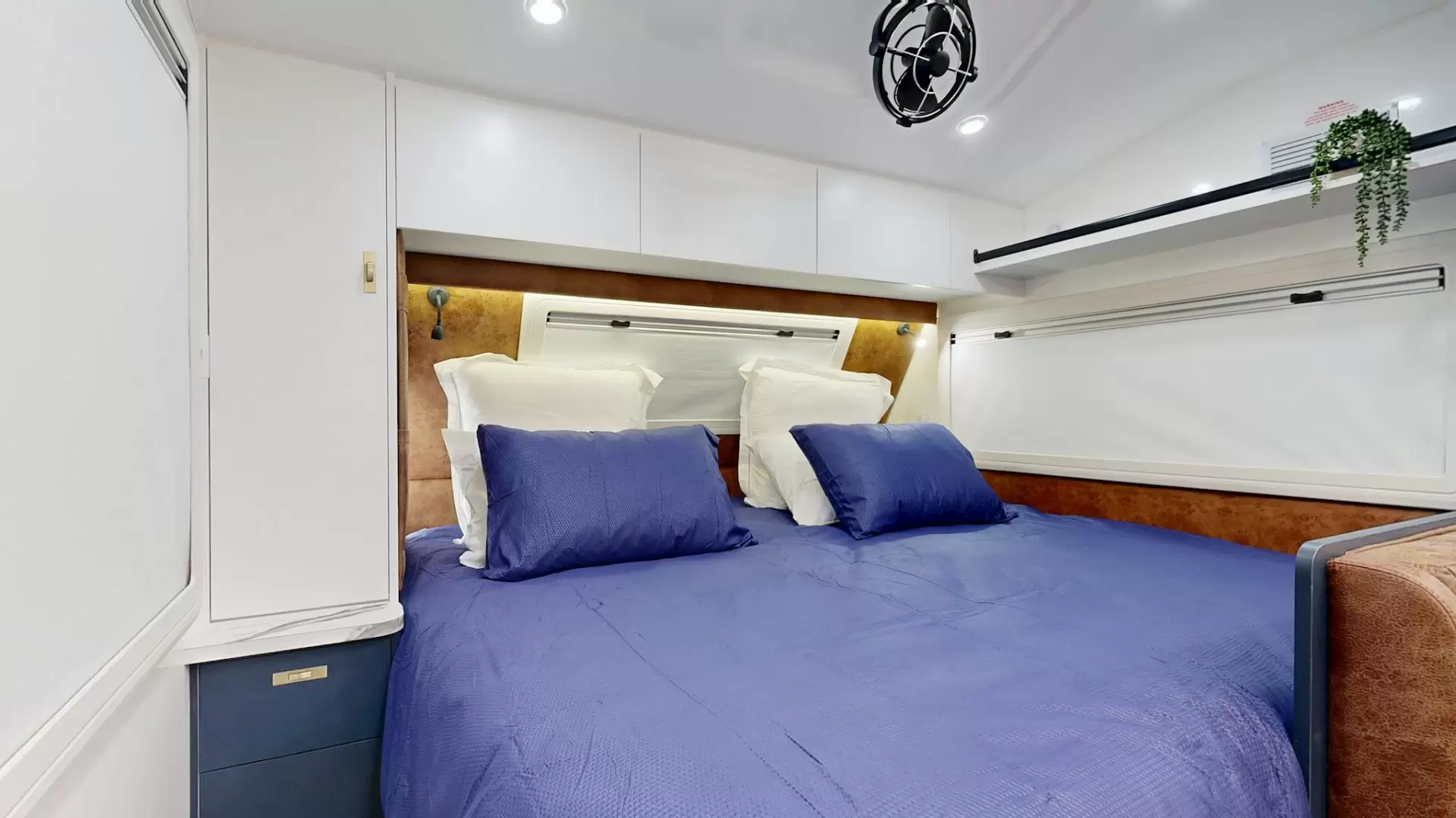 NEW 2025 VACATIONER CARAVANS ROUGH RIDER