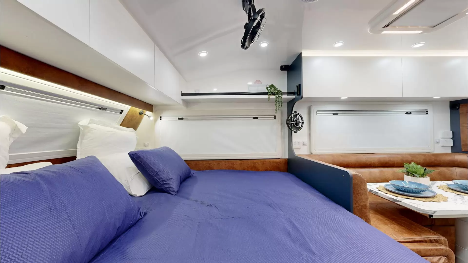 NEW 2025 VACATIONER CARAVANS ROUGH RIDER