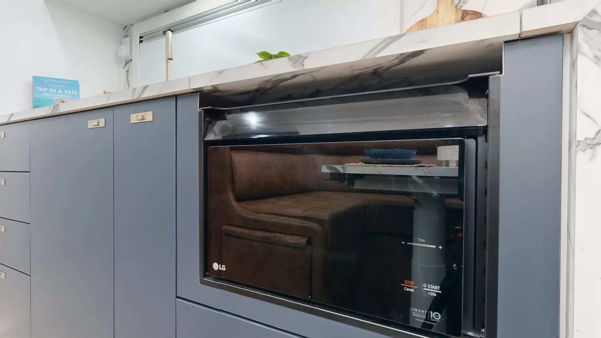 NEW 2025 VACATIONER CARAVANS ROUGH RIDER