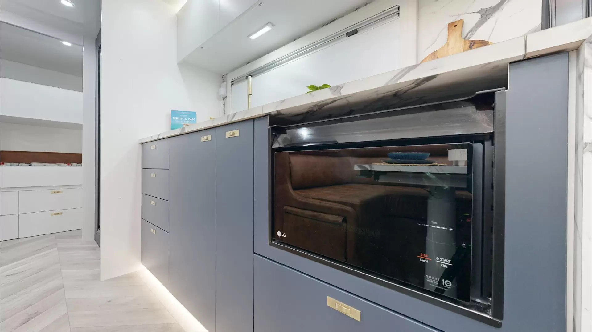 NEW 2025 VACATIONER CARAVANS ROUGH RIDER