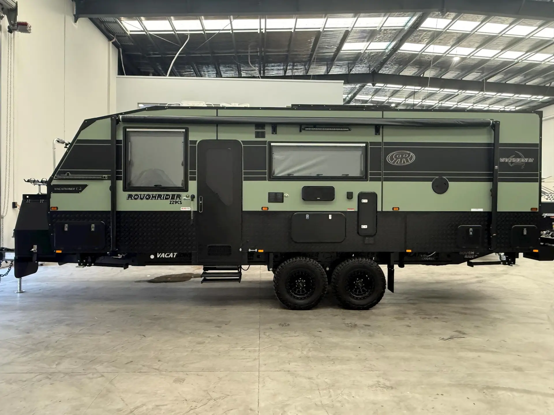 NEW 2025 VACATIONER CARAVANS ROUGH RIDER