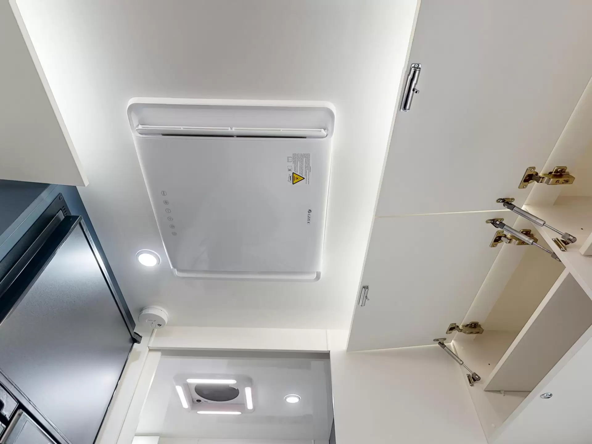 NEW 2025 VACATIONER CARAVANS ROUGH RIDER