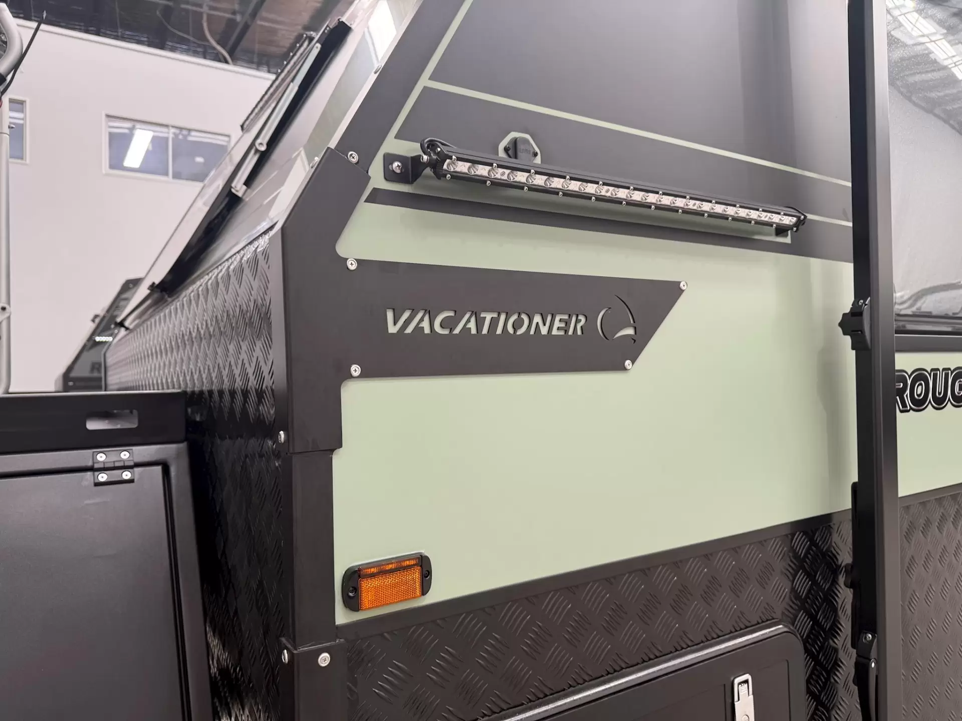 NEW 2025 VACATIONER CARAVANS ROUGH RIDER