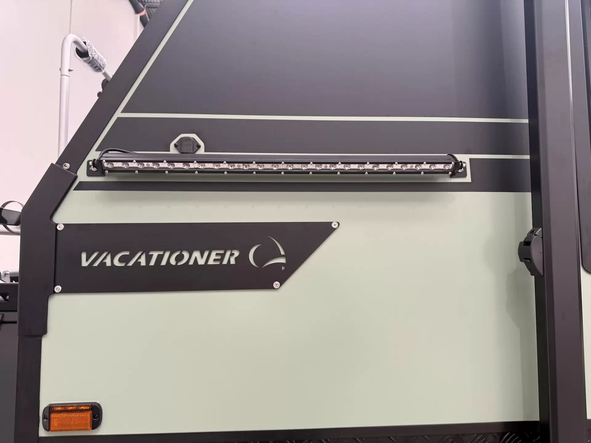 NEW 2025 VACATIONER CARAVANS ROUGH RIDER