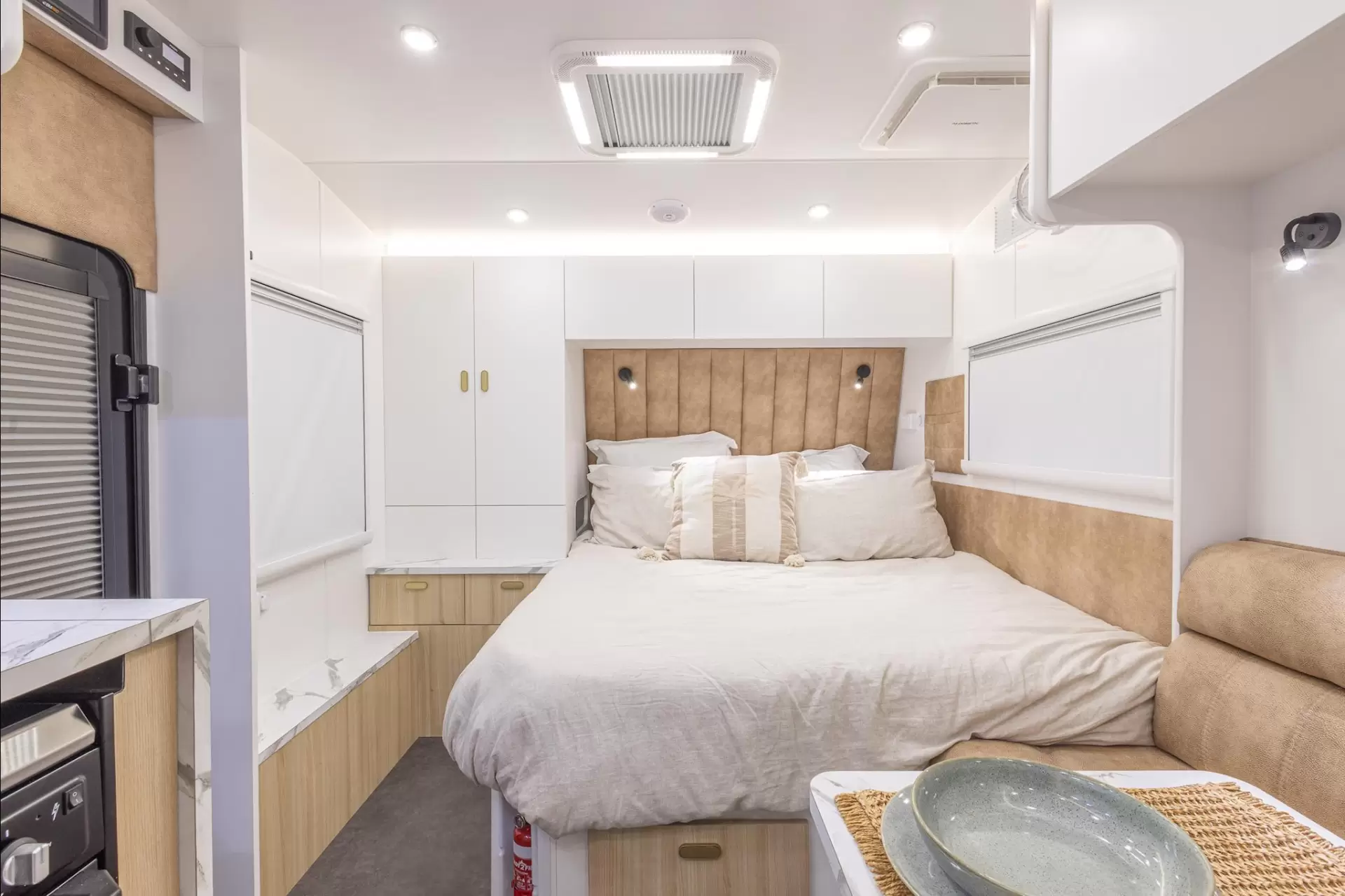 NEW 2026 RADIANT CARAVANS OUTBACK