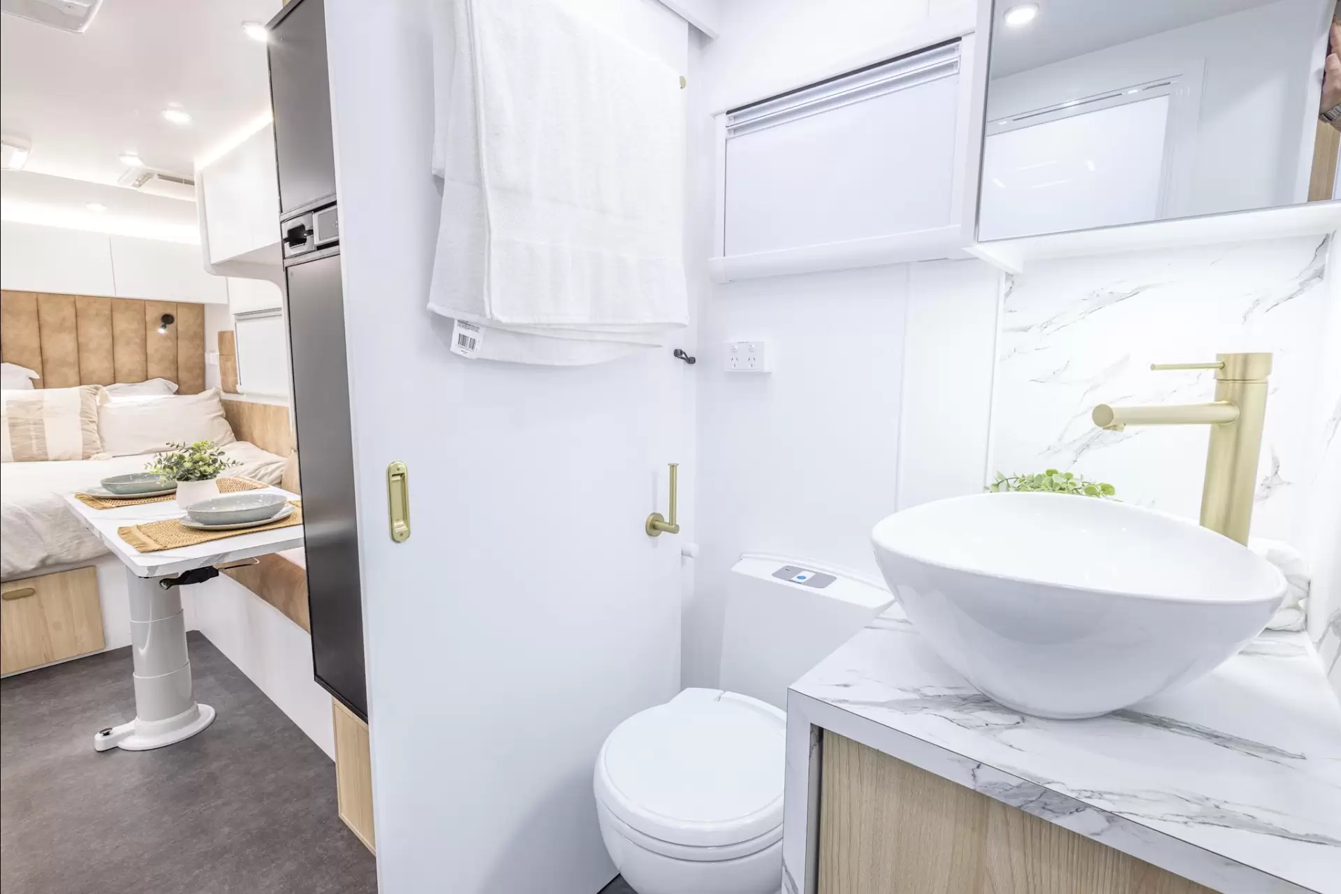 NEW 2026 RADIANT CARAVANS OUTBACK