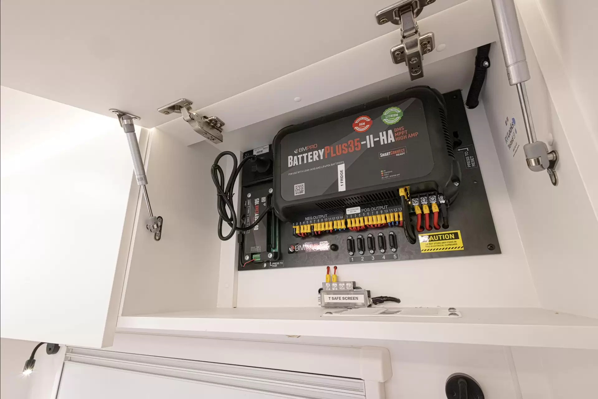 NEW 2026 RADIANT CARAVANS OUTBACK