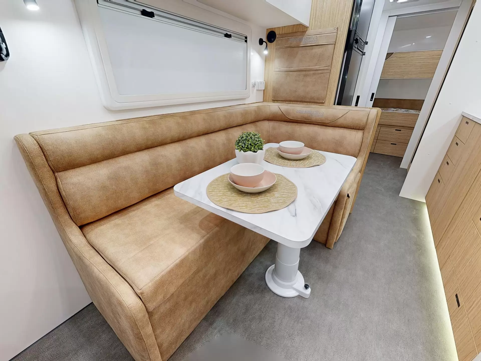 NEW 2026 VACATIONER CARAVANS ROUGH RIDER