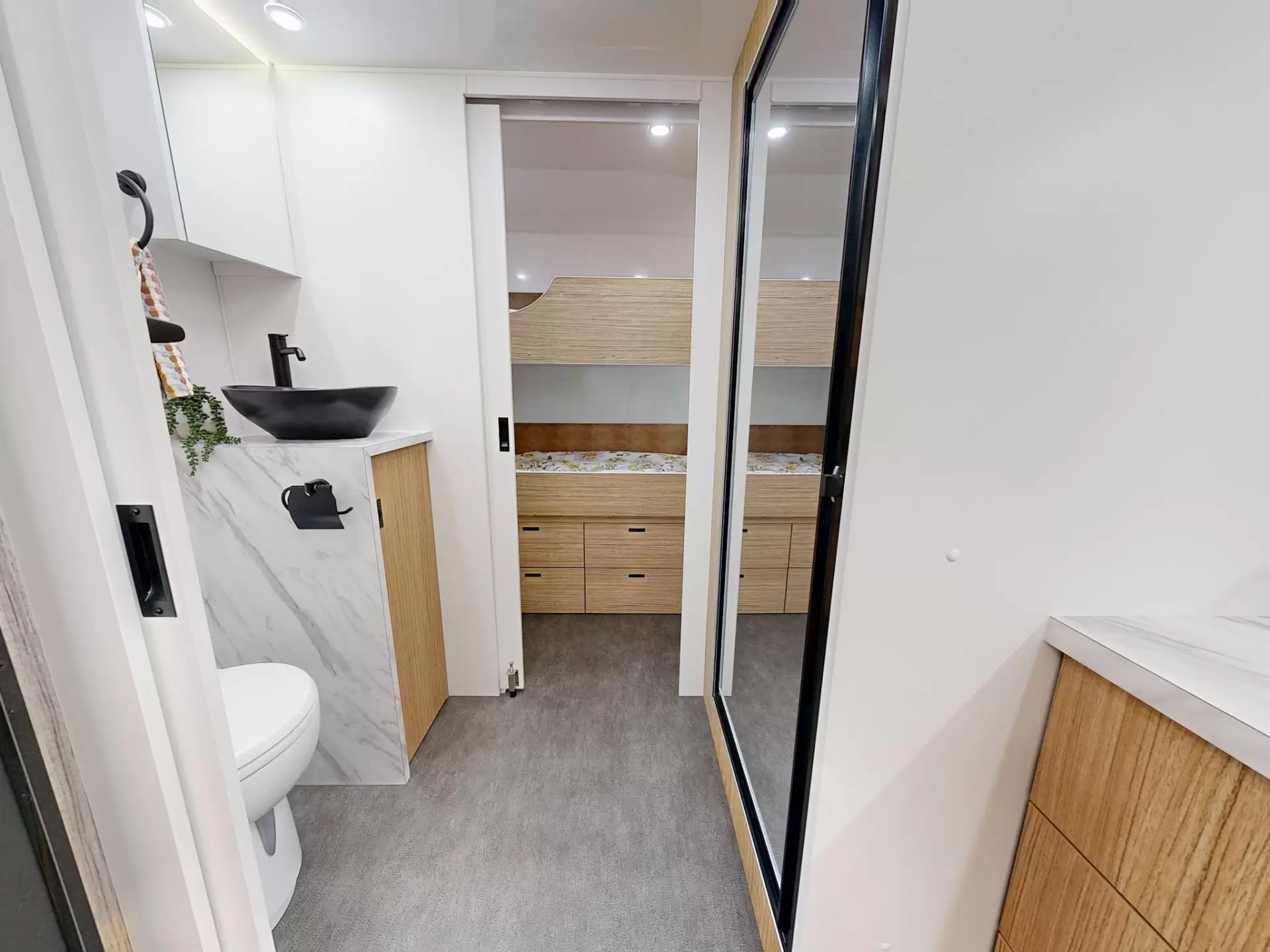 NEW 2026 VACATIONER CARAVANS ROUGH RIDER