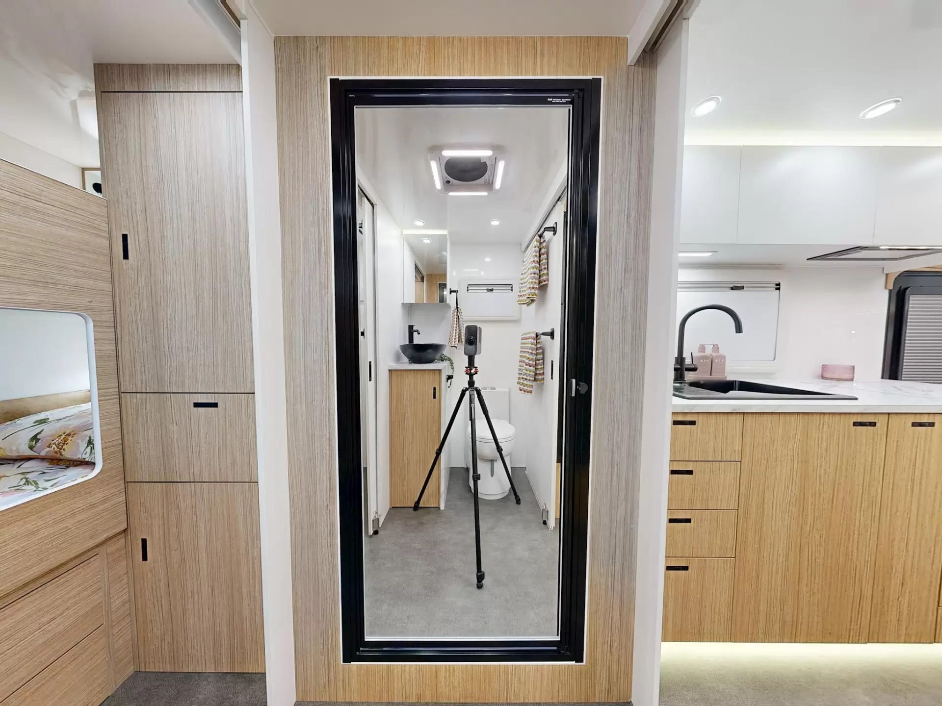 NEW 2026 VACATIONER CARAVANS ROUGH RIDER