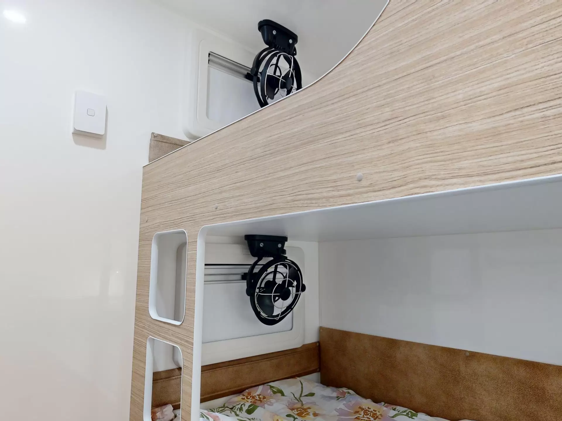 NEW 2026 VACATIONER CARAVANS ROUGH RIDER