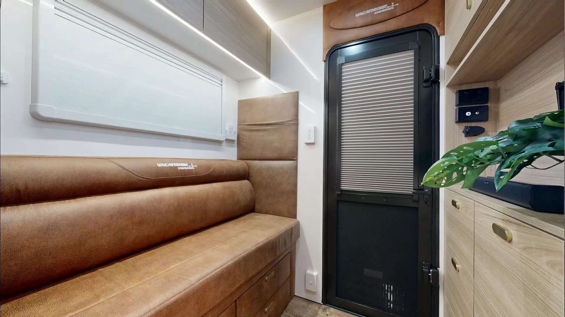 NEW 2026 VACATIONER CARAVANS ROUGH RIDER