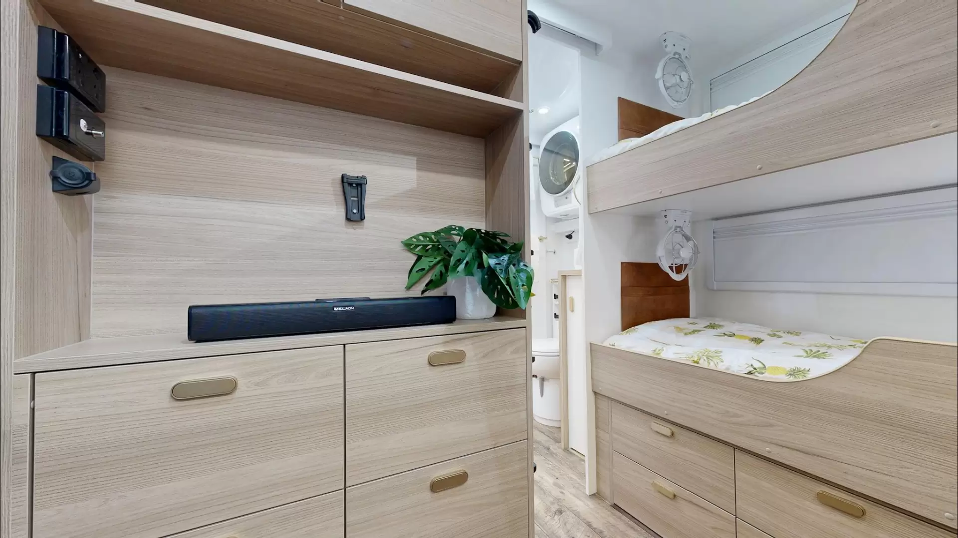 NEW 2026 VACATIONER CARAVANS ROUGH RIDER