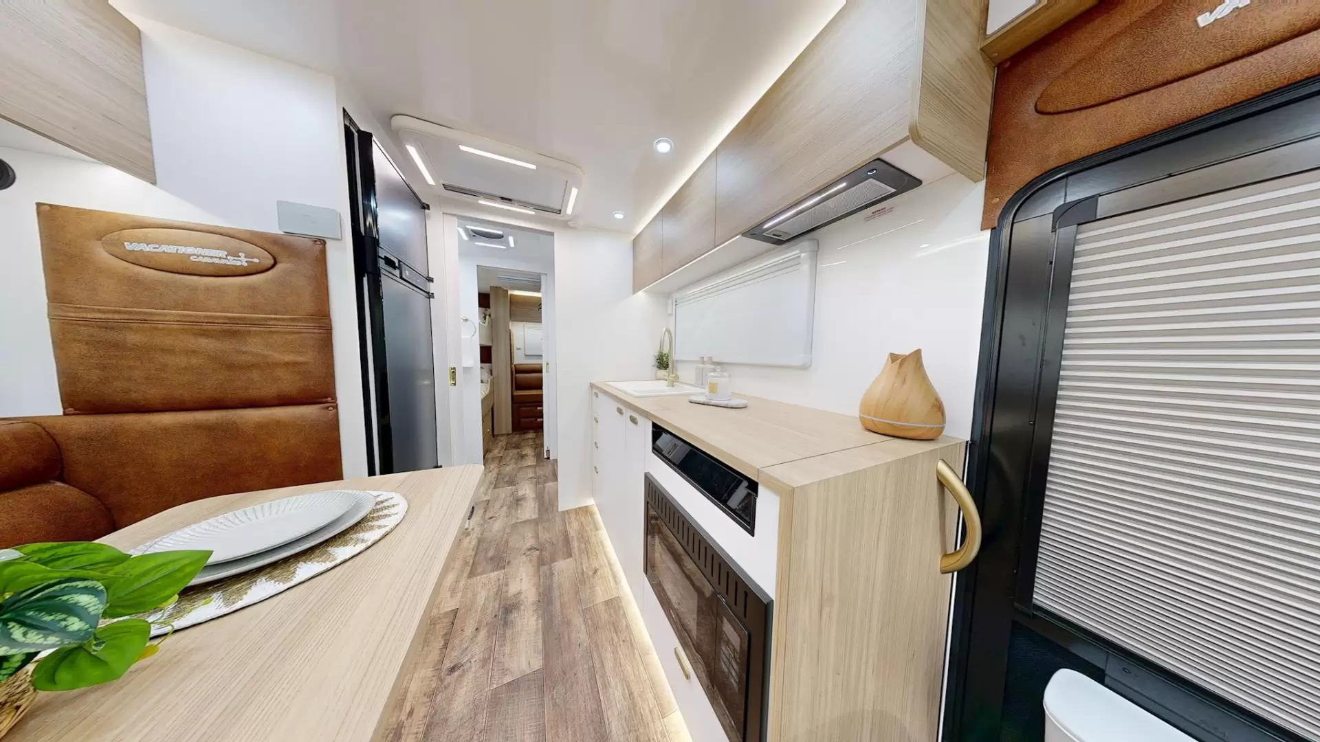 NEW 2026 VACATIONER CARAVANS ROUGH RIDER