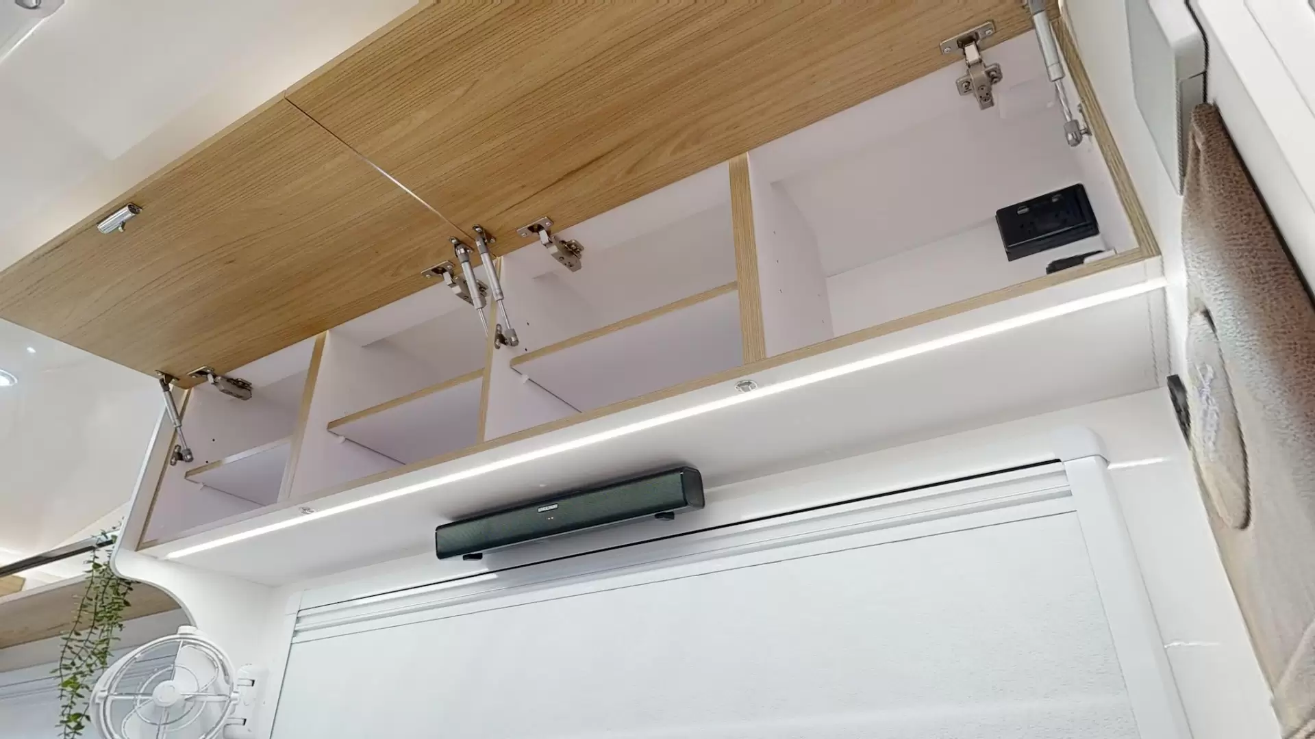 NEW 2026 VACATIONER CARAVANS ROUGH RIDER