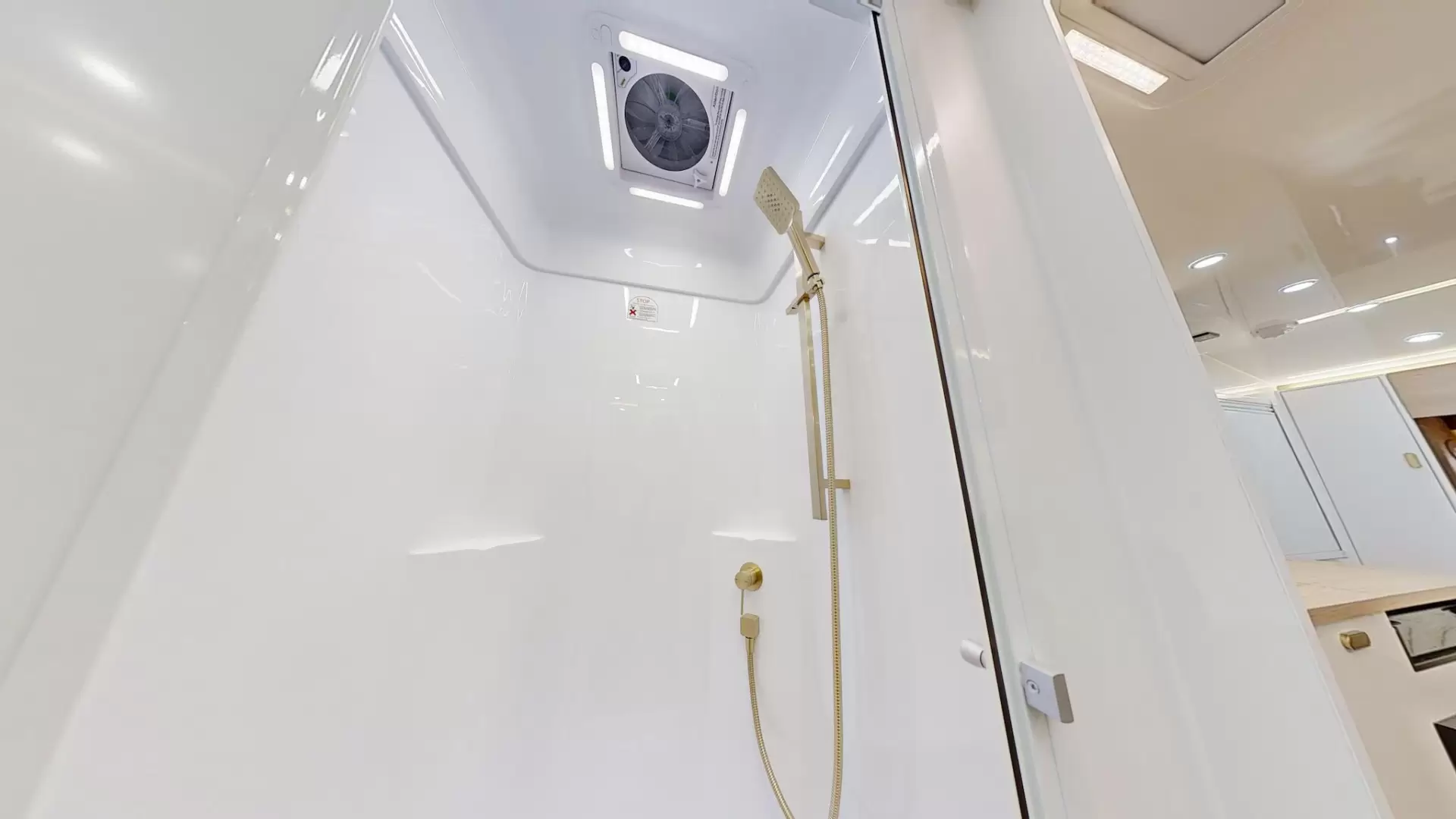 NEW 2026 VACATIONER CARAVANS ROUGH RIDER