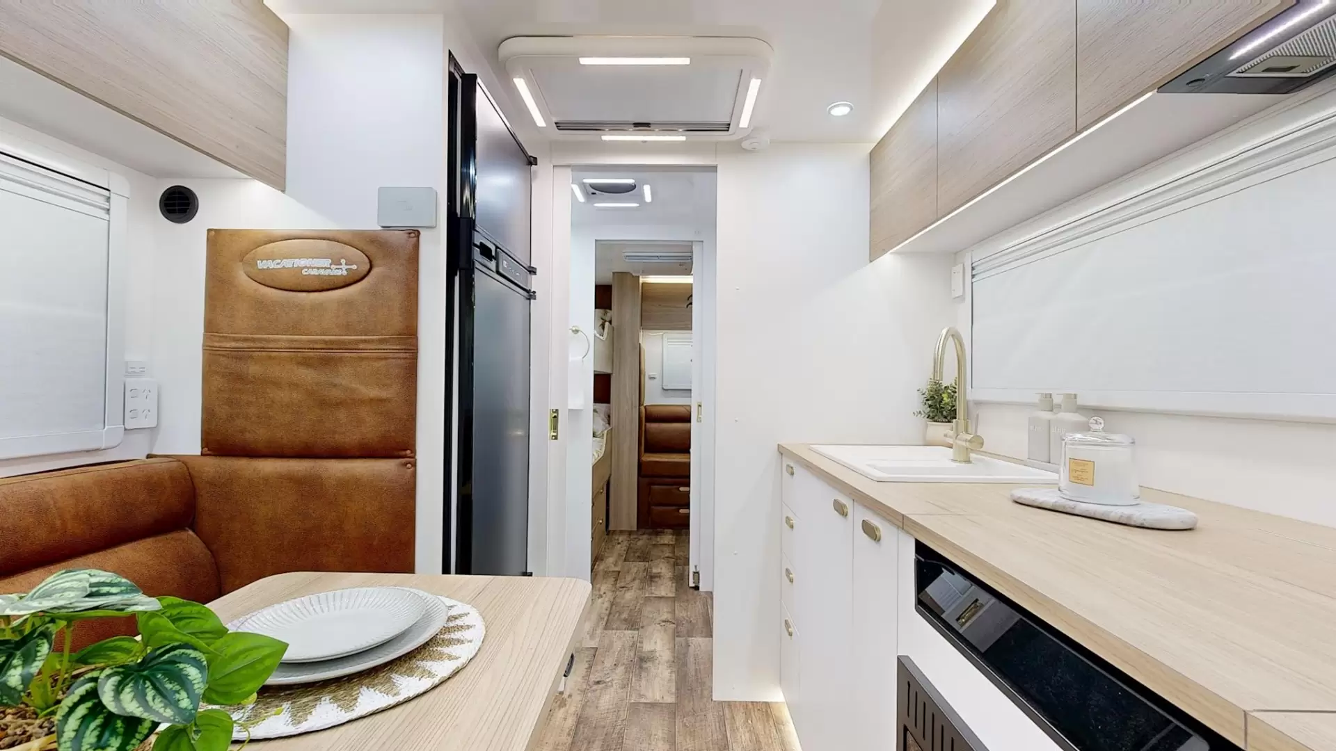 NEW 2026 VACATIONER CARAVANS ROUGH RIDER