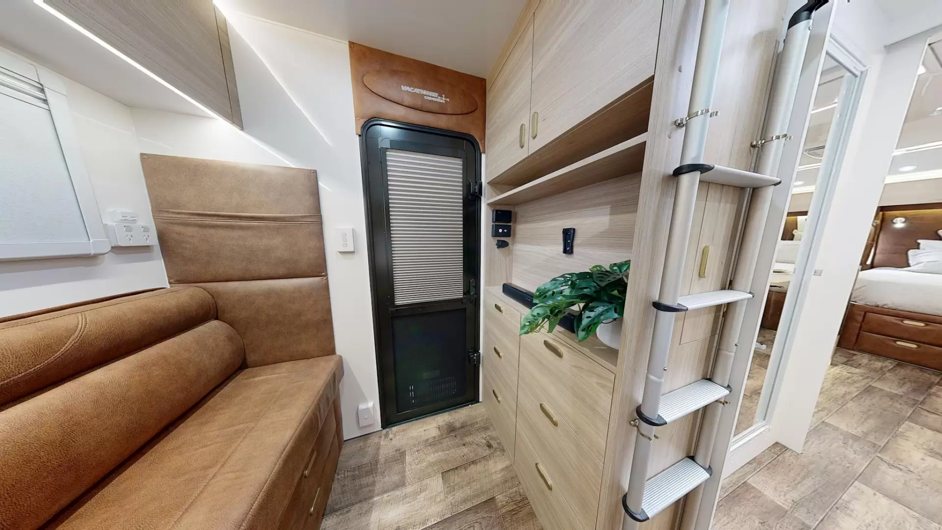 NEW 2026 VACATIONER CARAVANS ROUGH RIDER