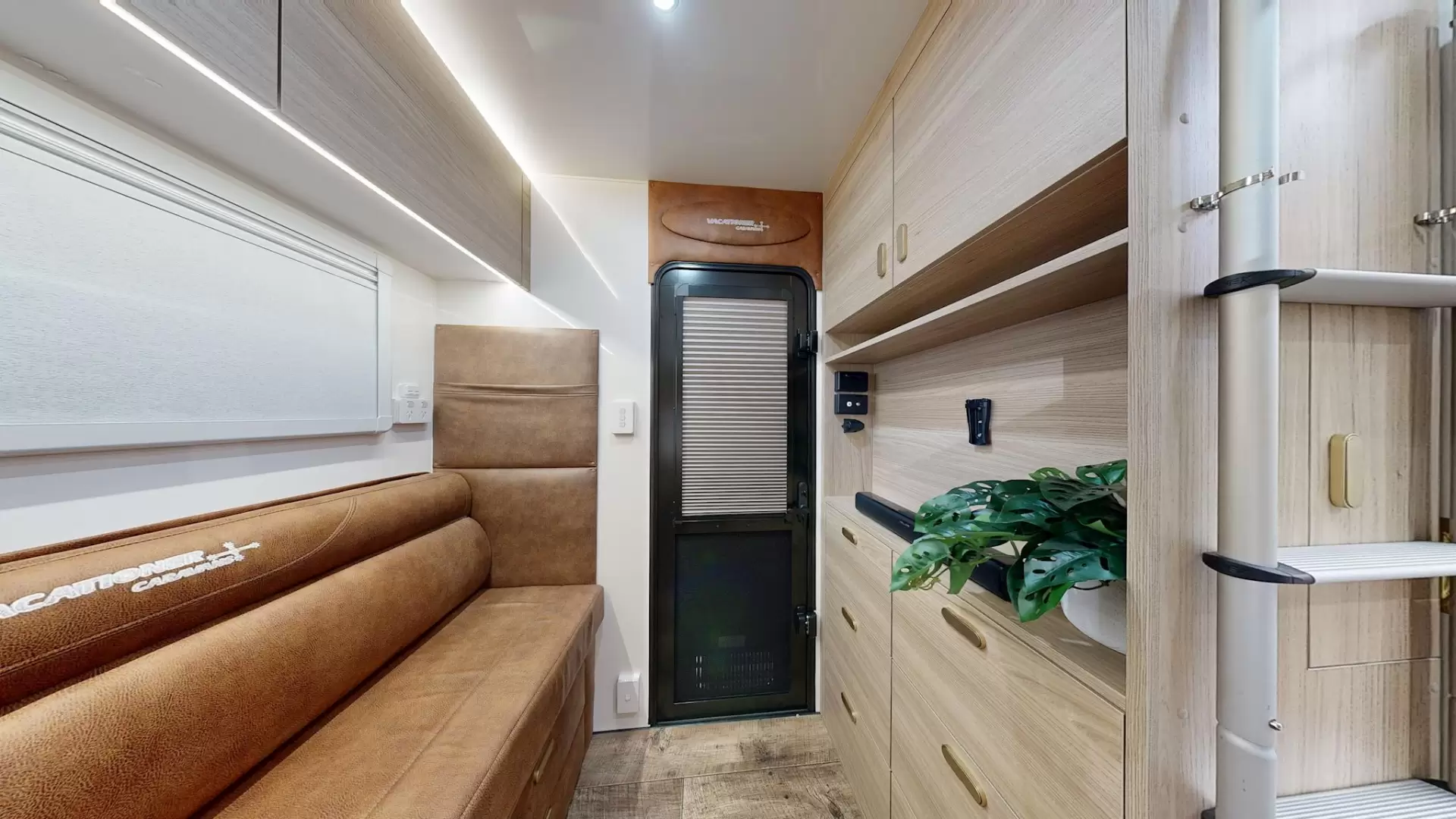 NEW 2026 VACATIONER CARAVANS ROUGH RIDER