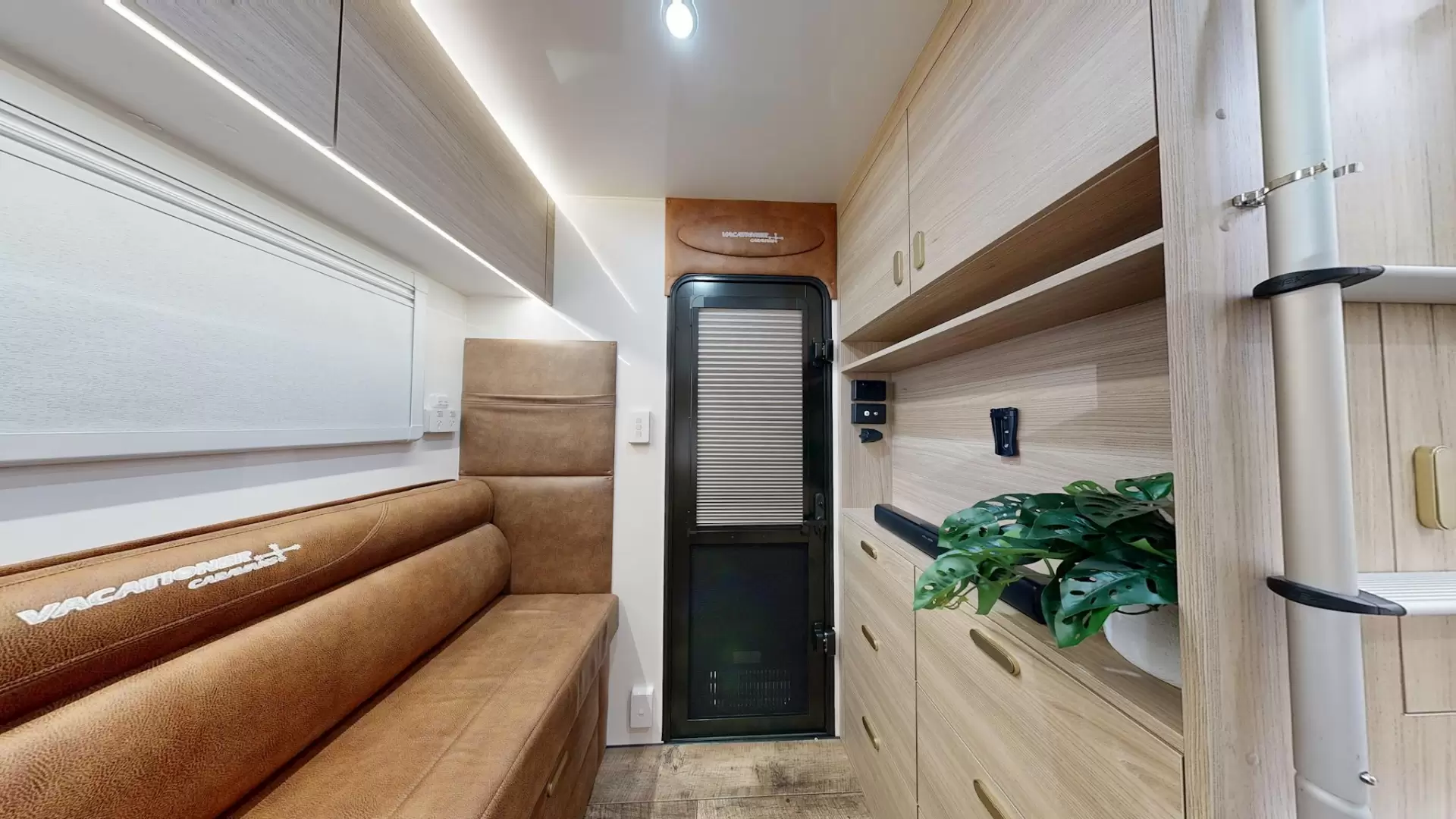 NEW 2026 VACATIONER CARAVANS ROUGH RIDER