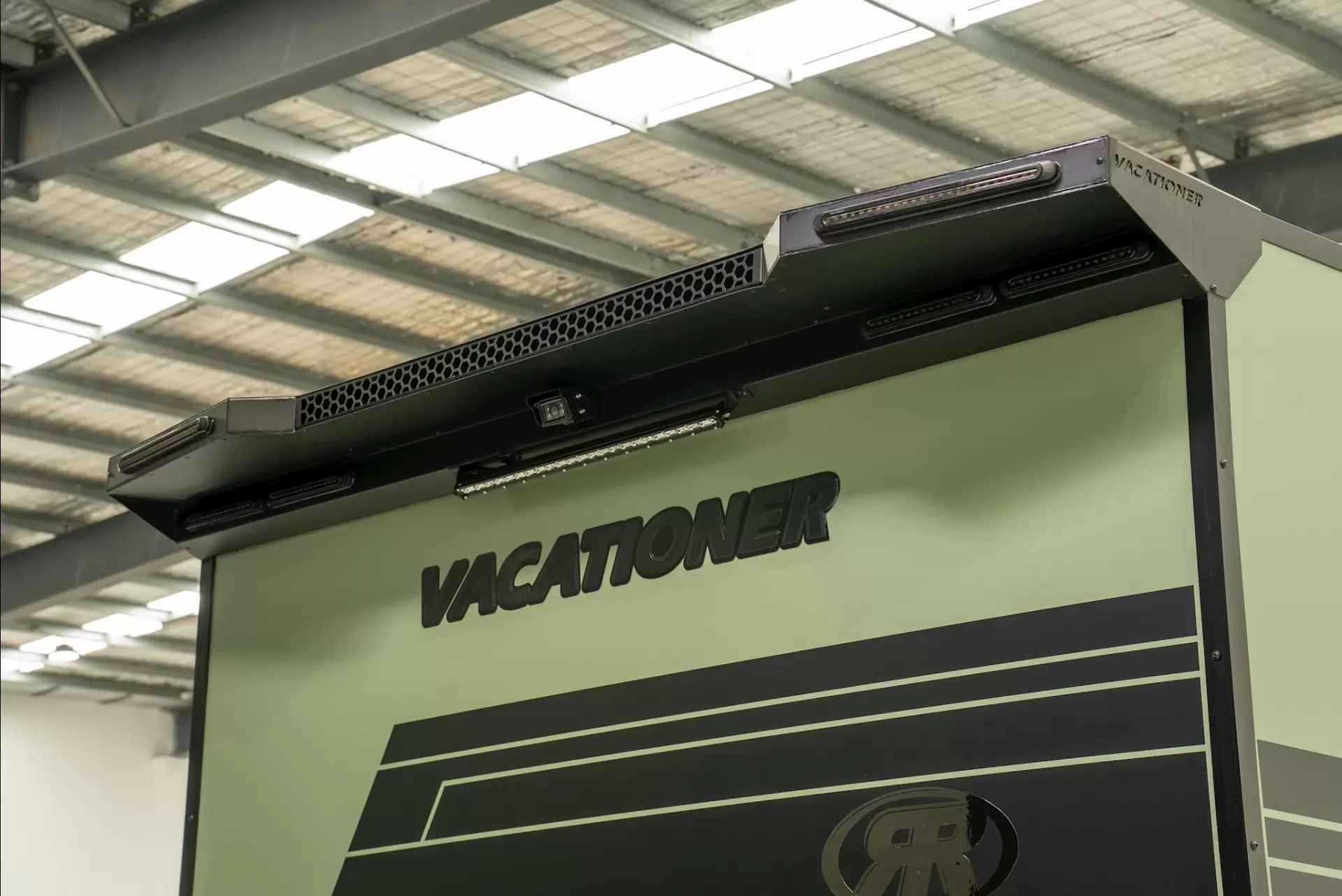 NEW 2026 VACATIONER CARAVANS ROUGH RIDER