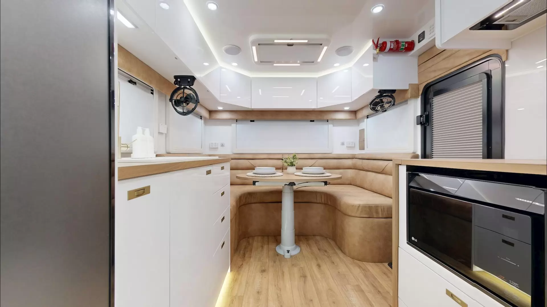 NEW 2026 VACATIONER CARAVANS ROUGH RIDER