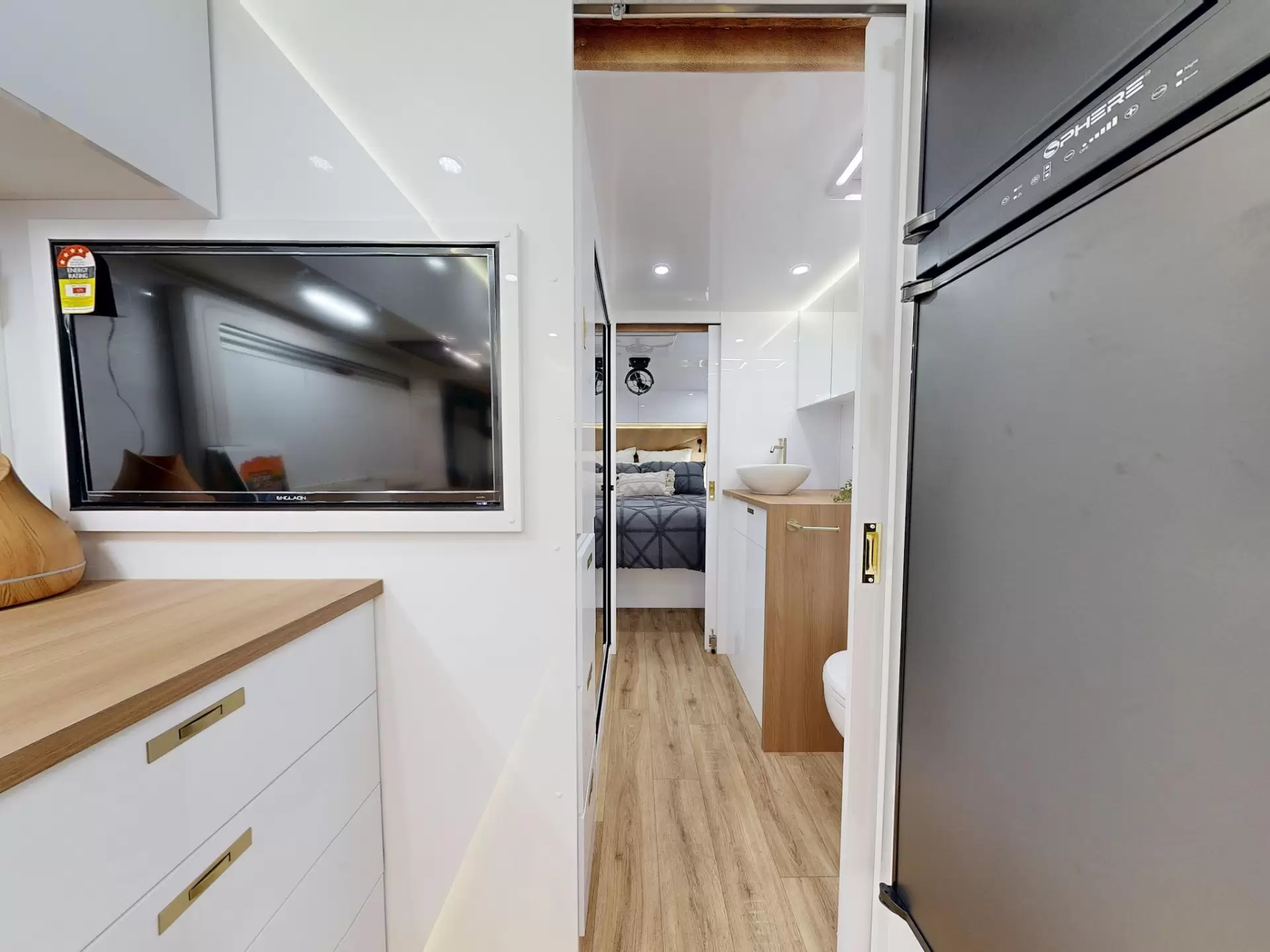 NEW 2026 VACATIONER CARAVANS ROUGH RIDER