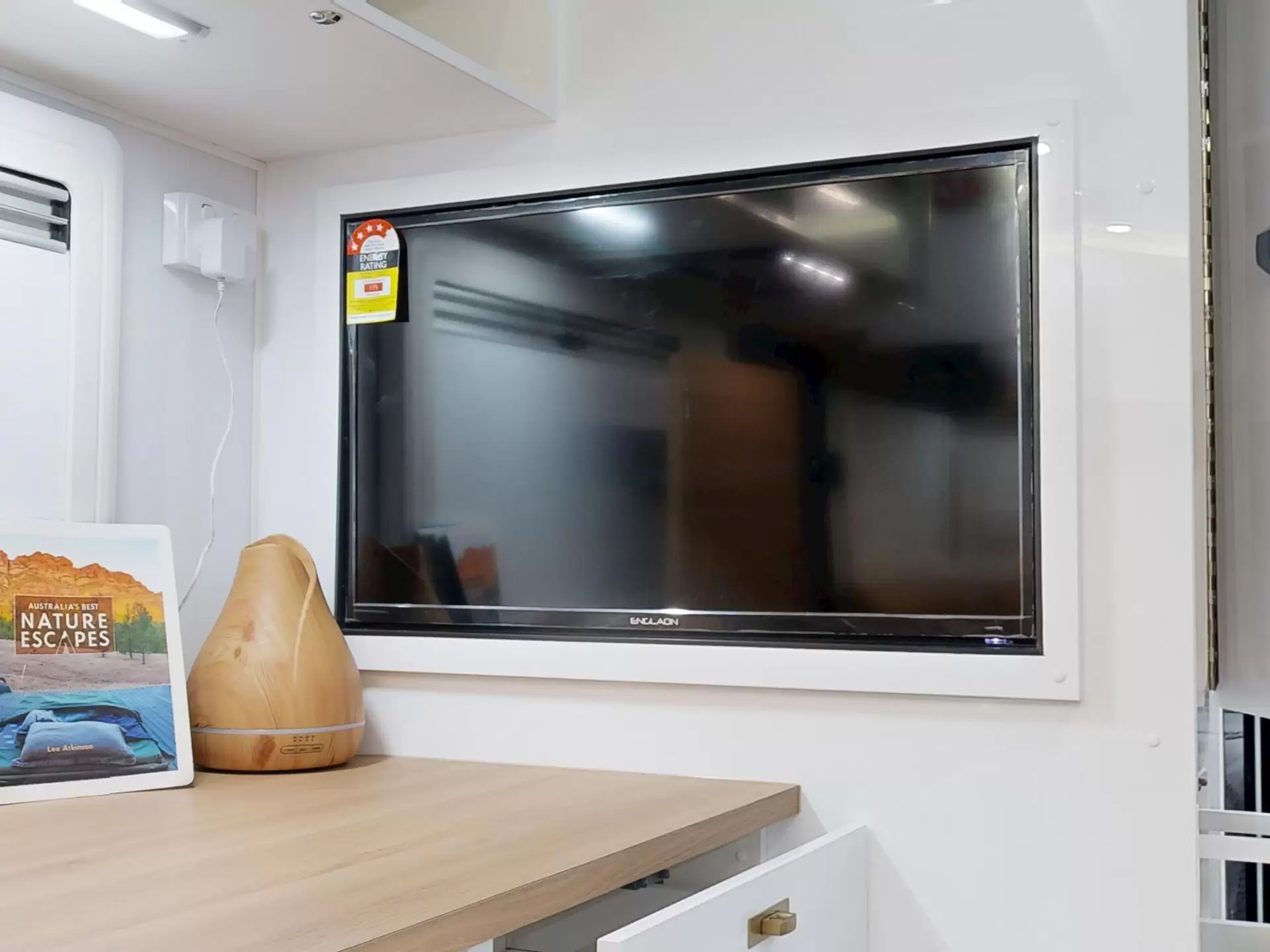 NEW 2026 VACATIONER CARAVANS ROUGH RIDER