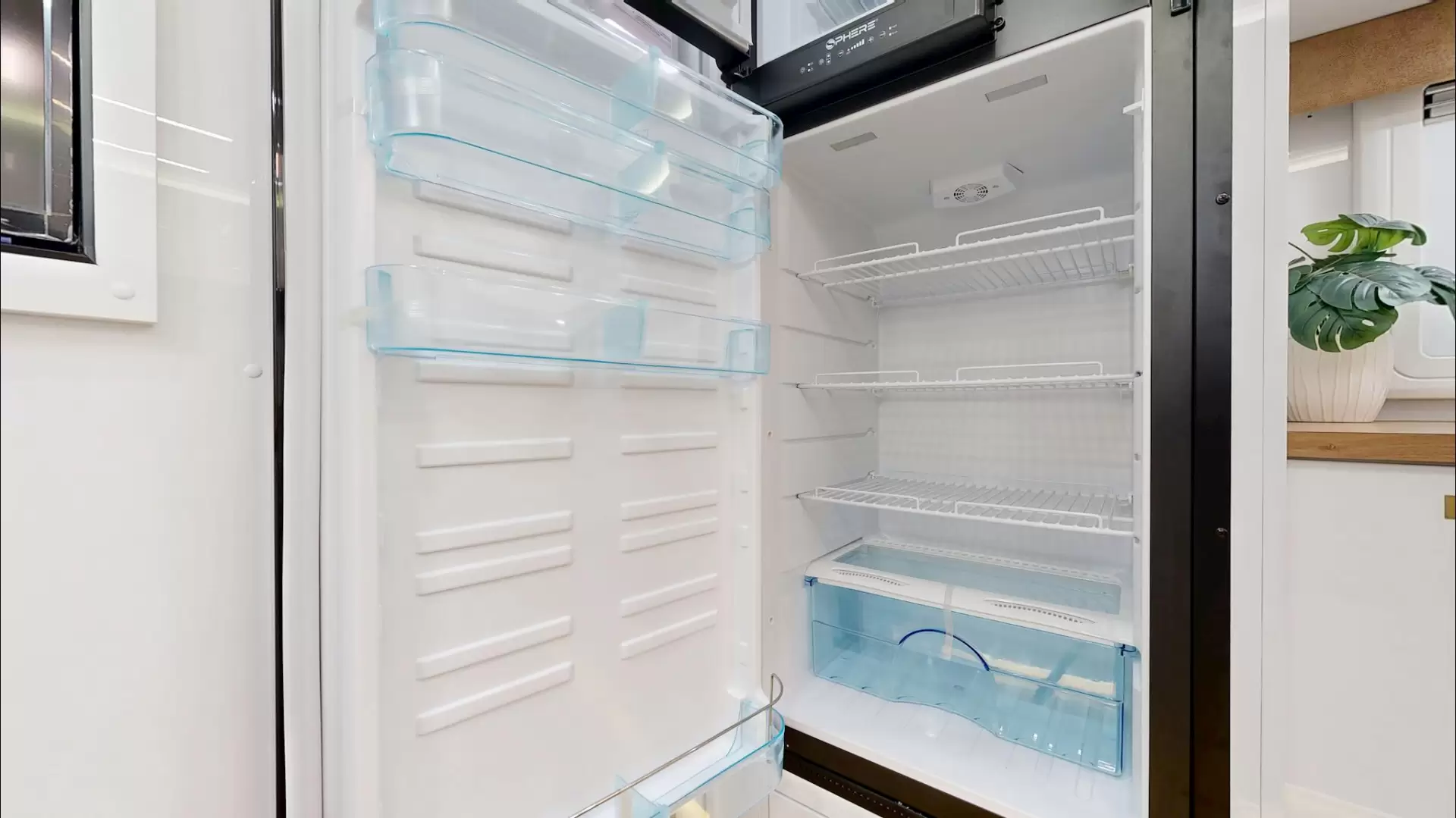 NEW 2026 VACATIONER CARAVANS ROUGH RIDER