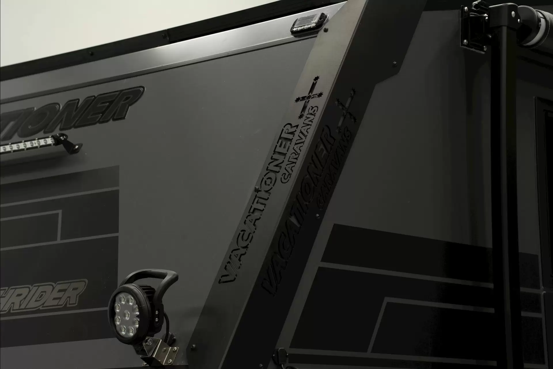 NEW 2026 VACATIONER CARAVANS ROUGH RIDER
