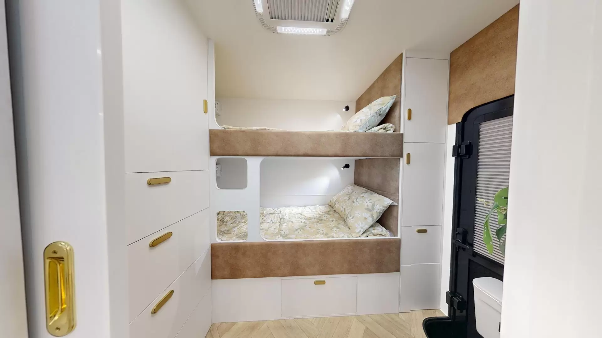 NEW 2026 RADIANT CARAVANS EXTREME